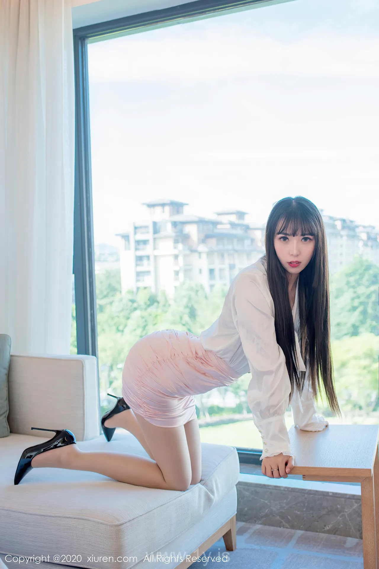 XIUREN(秀人网) NO.2590 Appealing & Fair Asian Homebody Girl 小波多