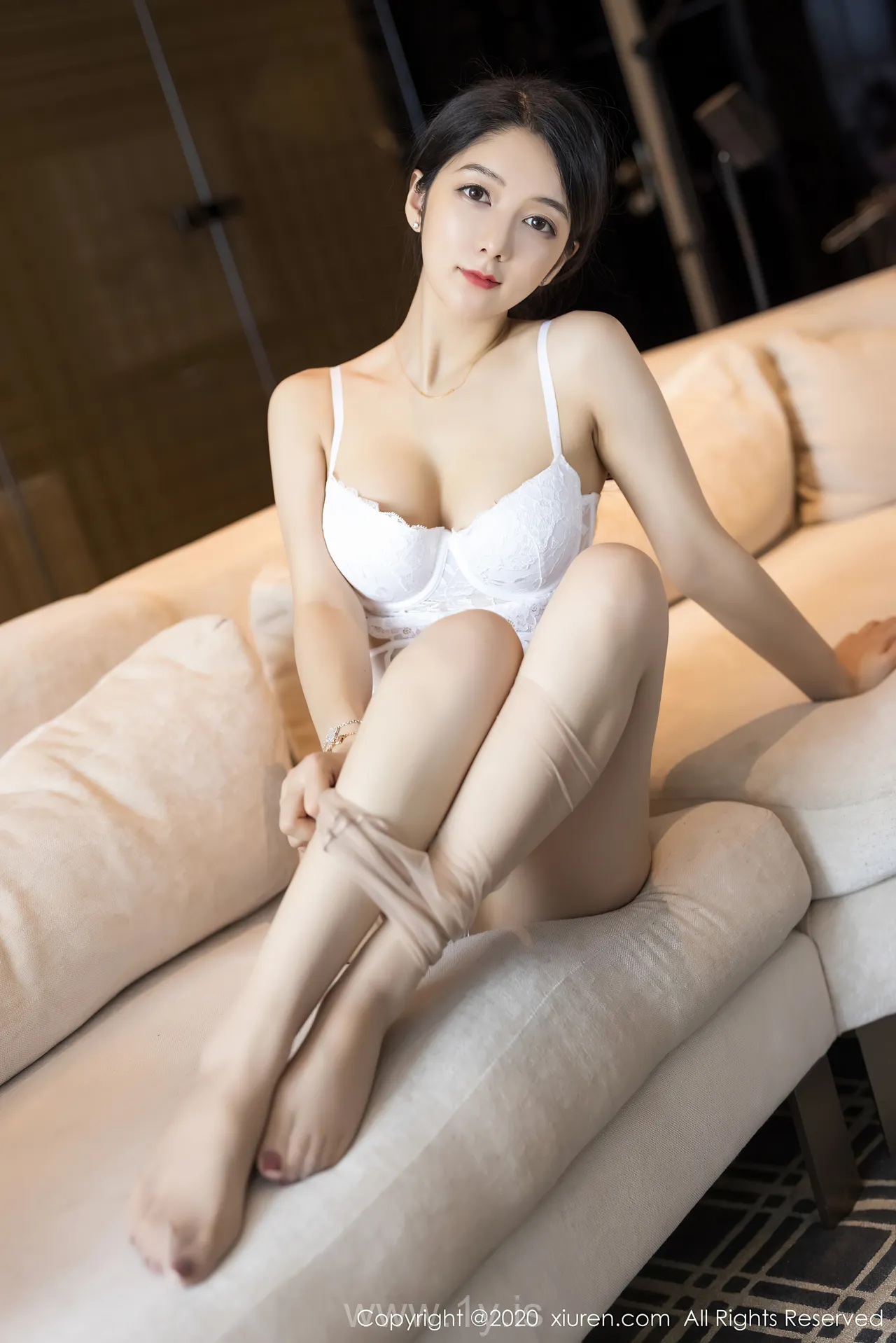 XIUREN(秀人网) NO.2619 Good-looking & Slender Asian Beauty ANGELA小热巴