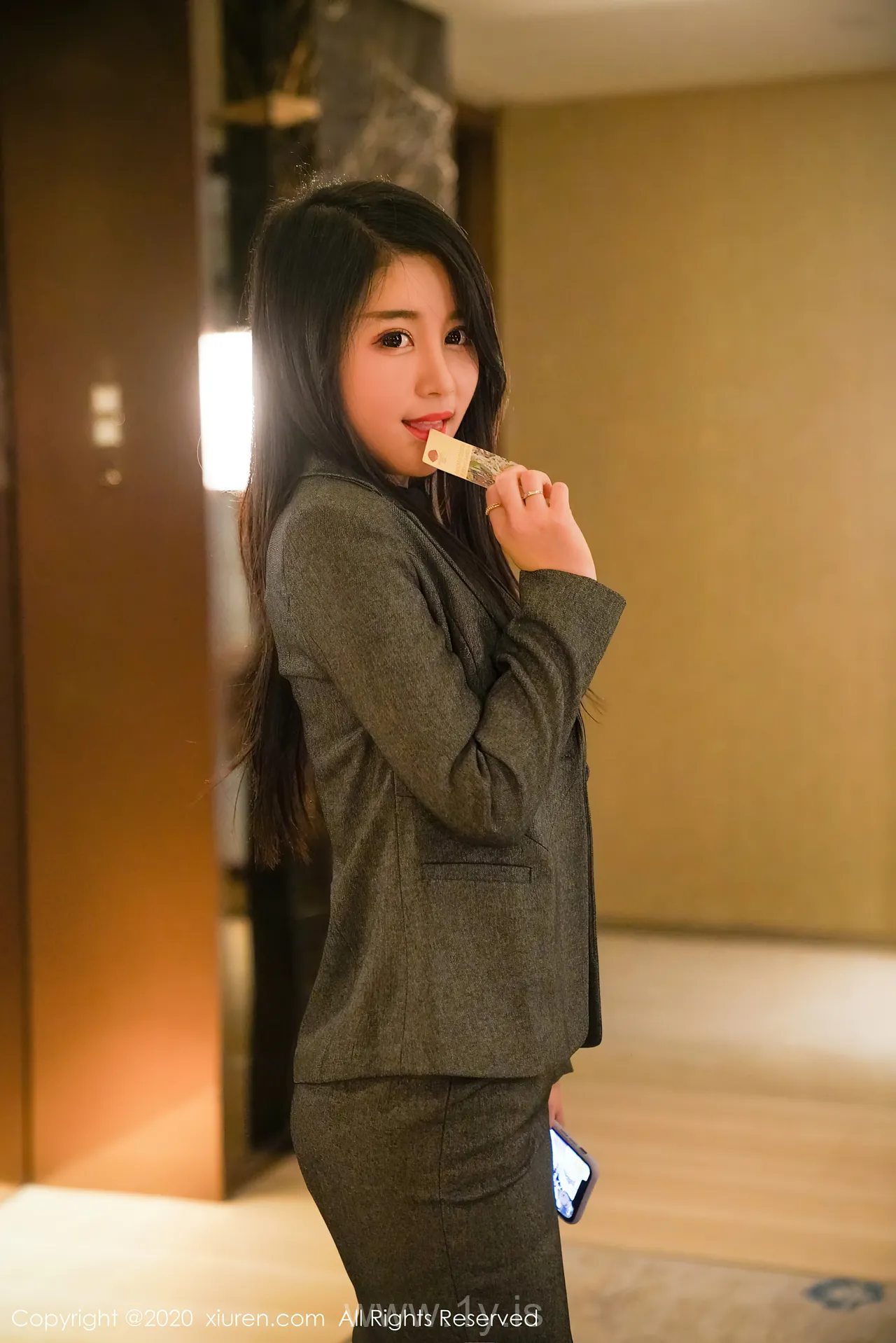XIUREN(秀人网) NO.2628 Trendy Asian Girl 美七MIA