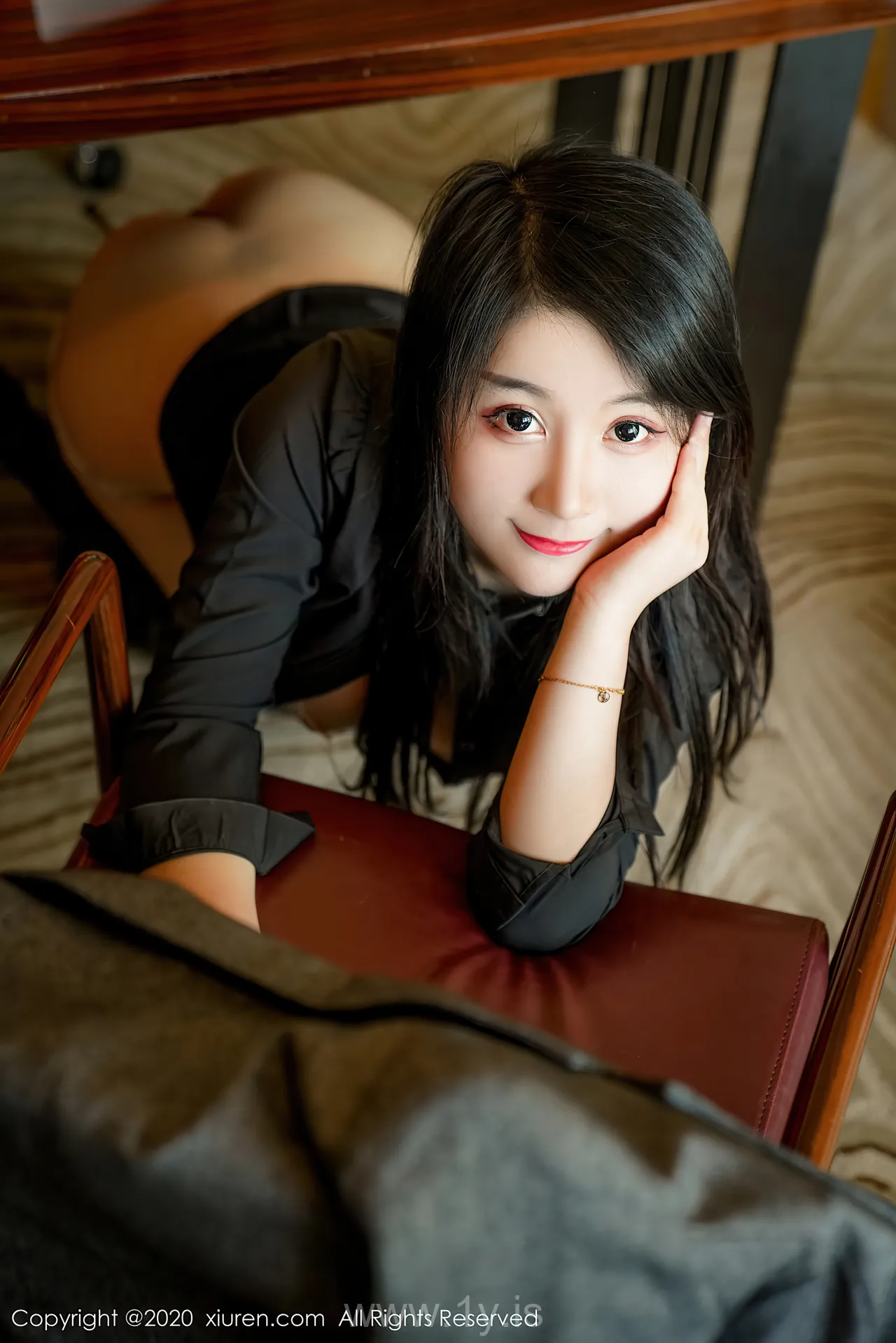 XIUREN(秀人网) NO.2628 Trendy Asian Girl 美七MIA