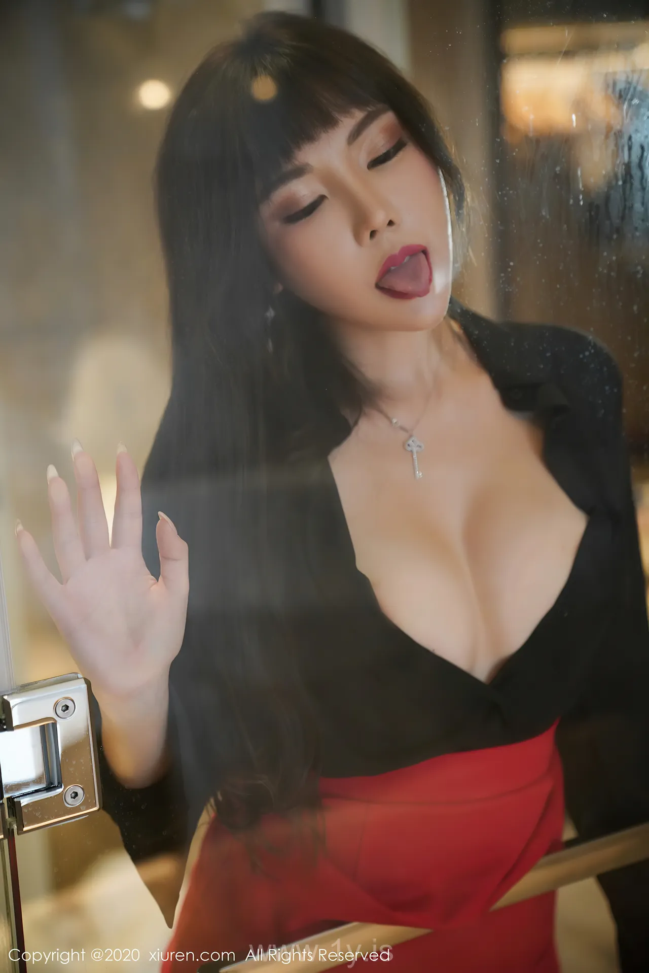 XIUREN(秀人网) NO.2738 Nice-looking Asian Cutie 萌汉药BABY