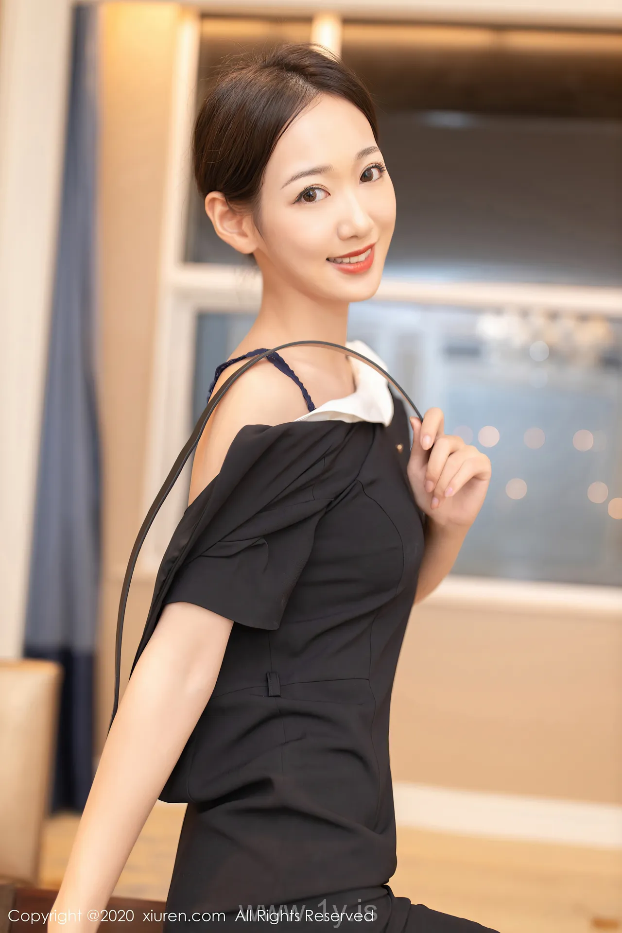 XIUREN(秀人网) NO.2815 Good-looking & Sexy Chinese Beauty 唐安琪