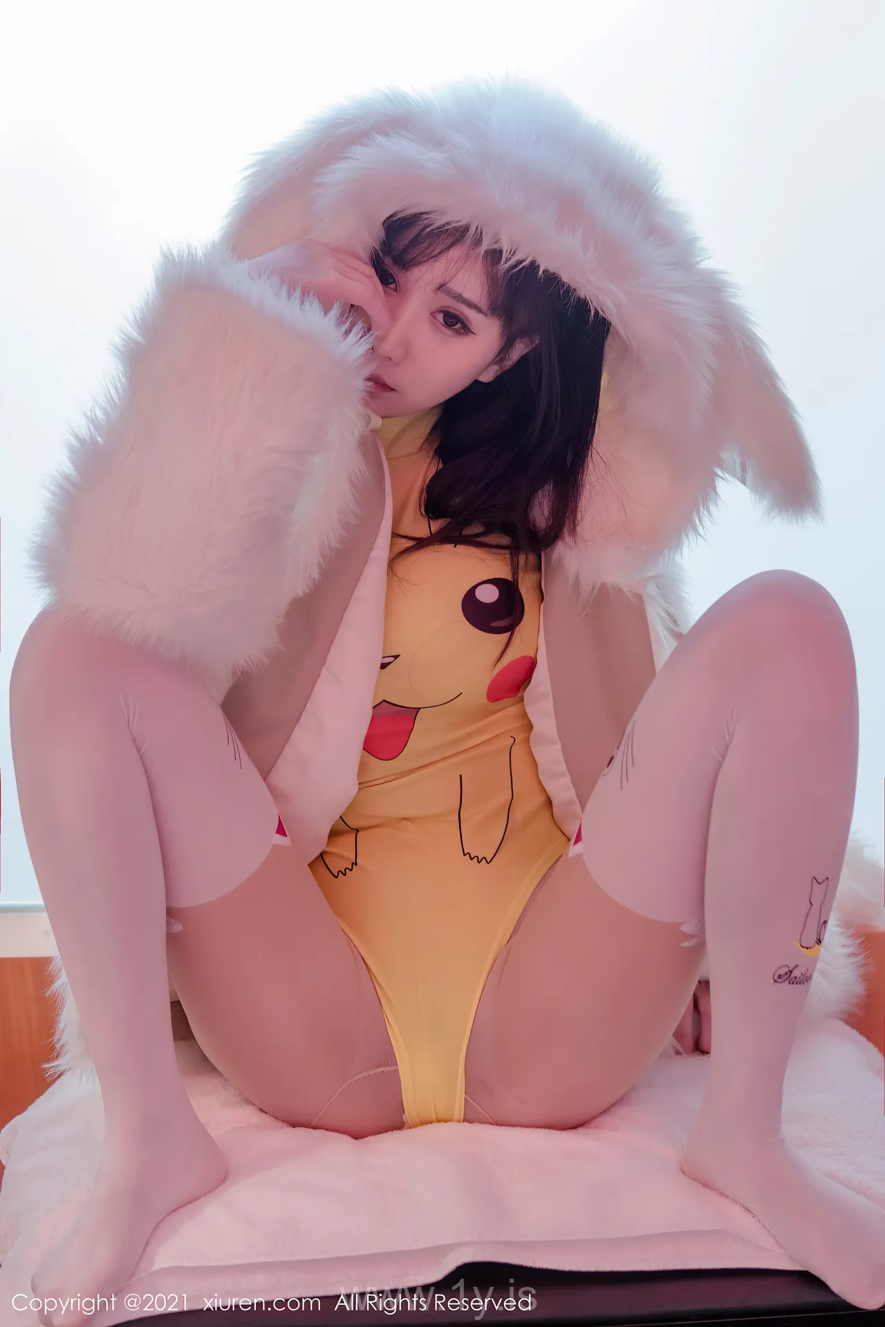 XIUREN(秀人网) NO.2988 Cute Chinese Homebody Girl 小果冻儿