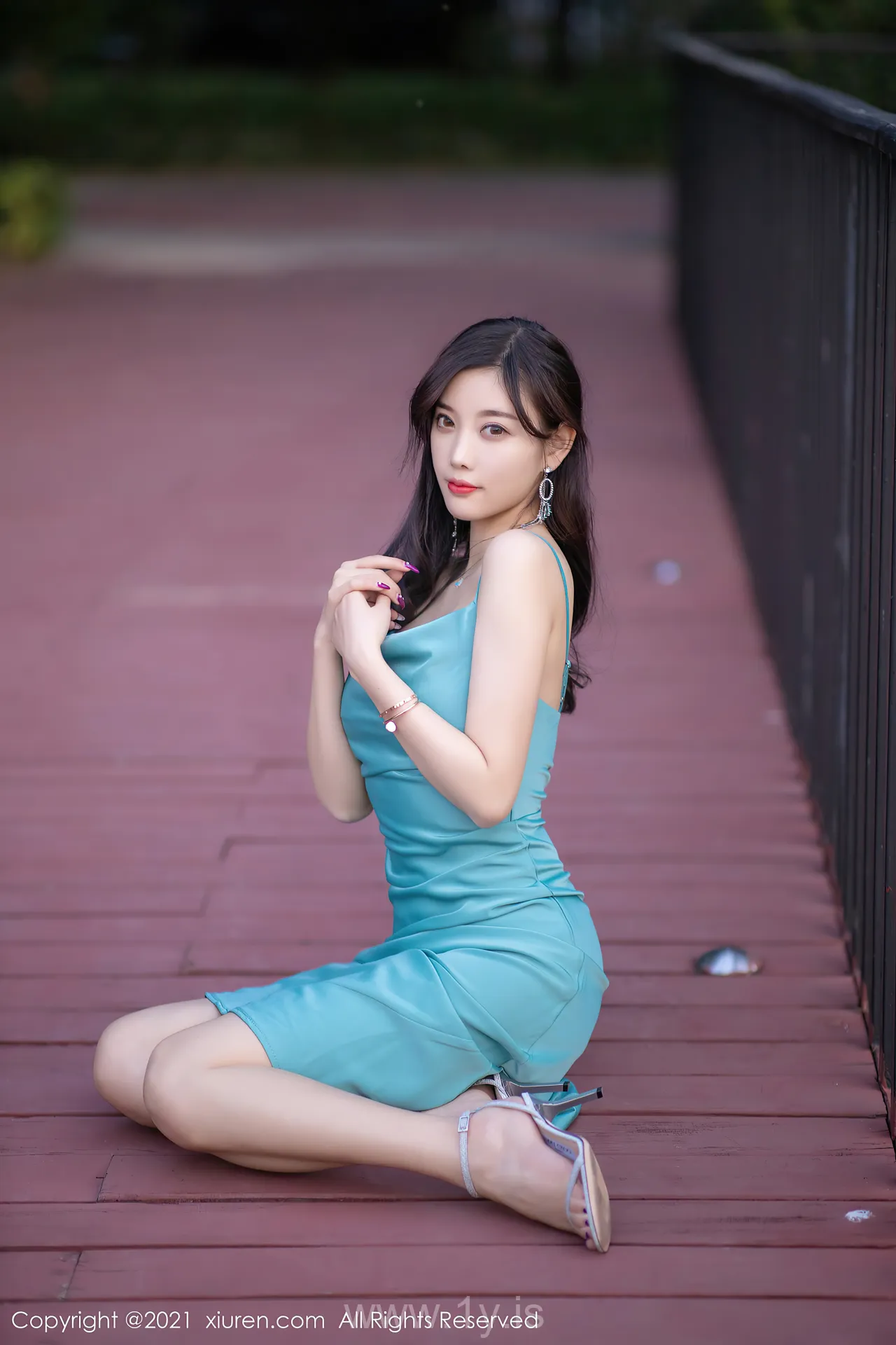 XIUREN(秀人网) NO.2997 Good-looking & Gorgeous Chinese Cutie 杨晨晨sugar