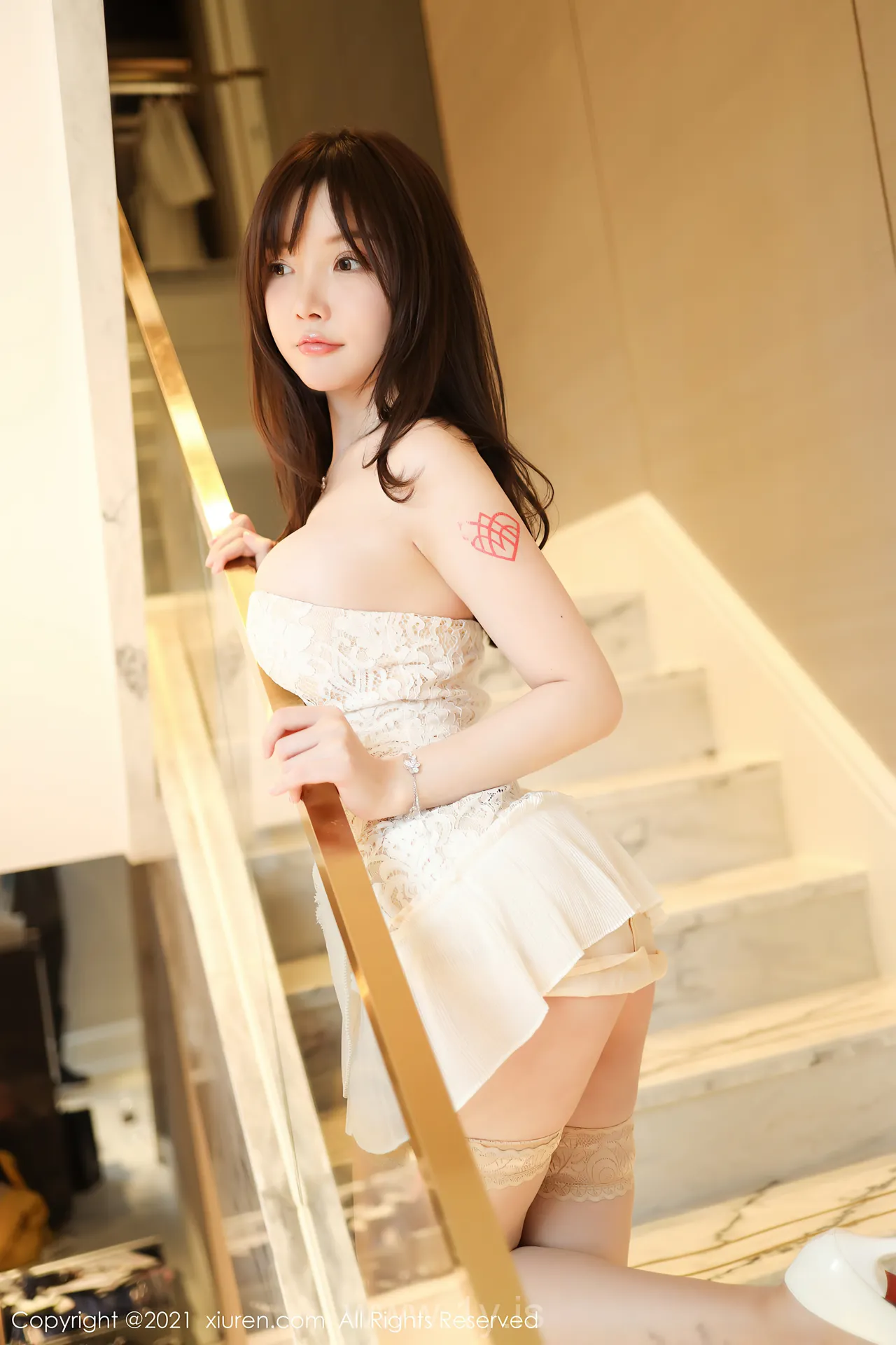 XIUREN(秀人网) NO.3033 Classy & Nice-looking Chinese Beauty 糯美子MINIbabe