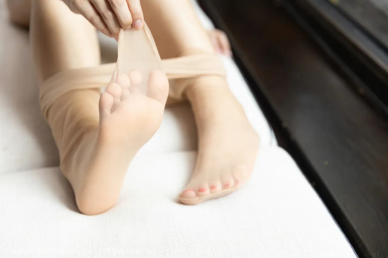 XIUREN(秀人网) NO.3102 Hot Asian Peri 徐安安