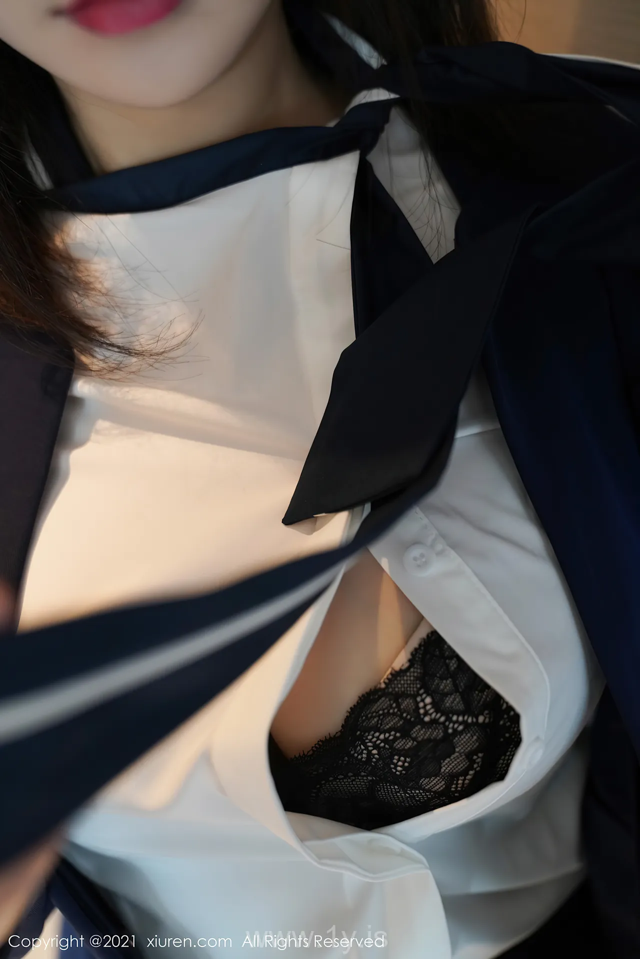 XIUREN(秀人网) NO.3221 Refined & Breathtaking Chinese Women 晓鱼酱