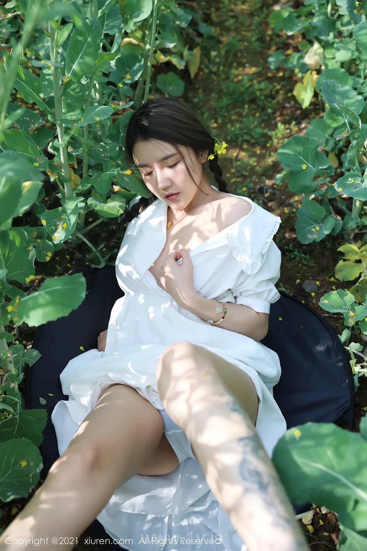 XIUREN(秀人网) NO.3276 Well-developed & Gorgeous Chinese Women 夏西CiCi