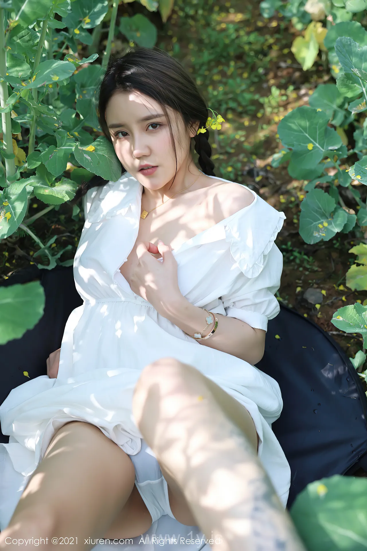 XIUREN(秀人网) NO.3276 Well-developed & Gorgeous Chinese Women 夏西CiCi
