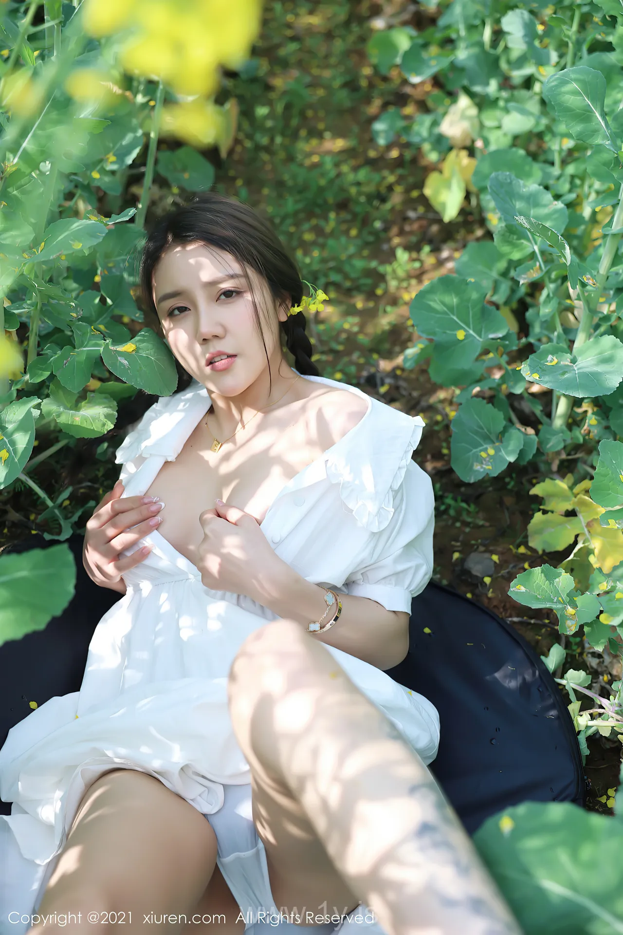 XIUREN(秀人网) NO.3276 Well-developed & Gorgeous Chinese Women 夏西CiCi