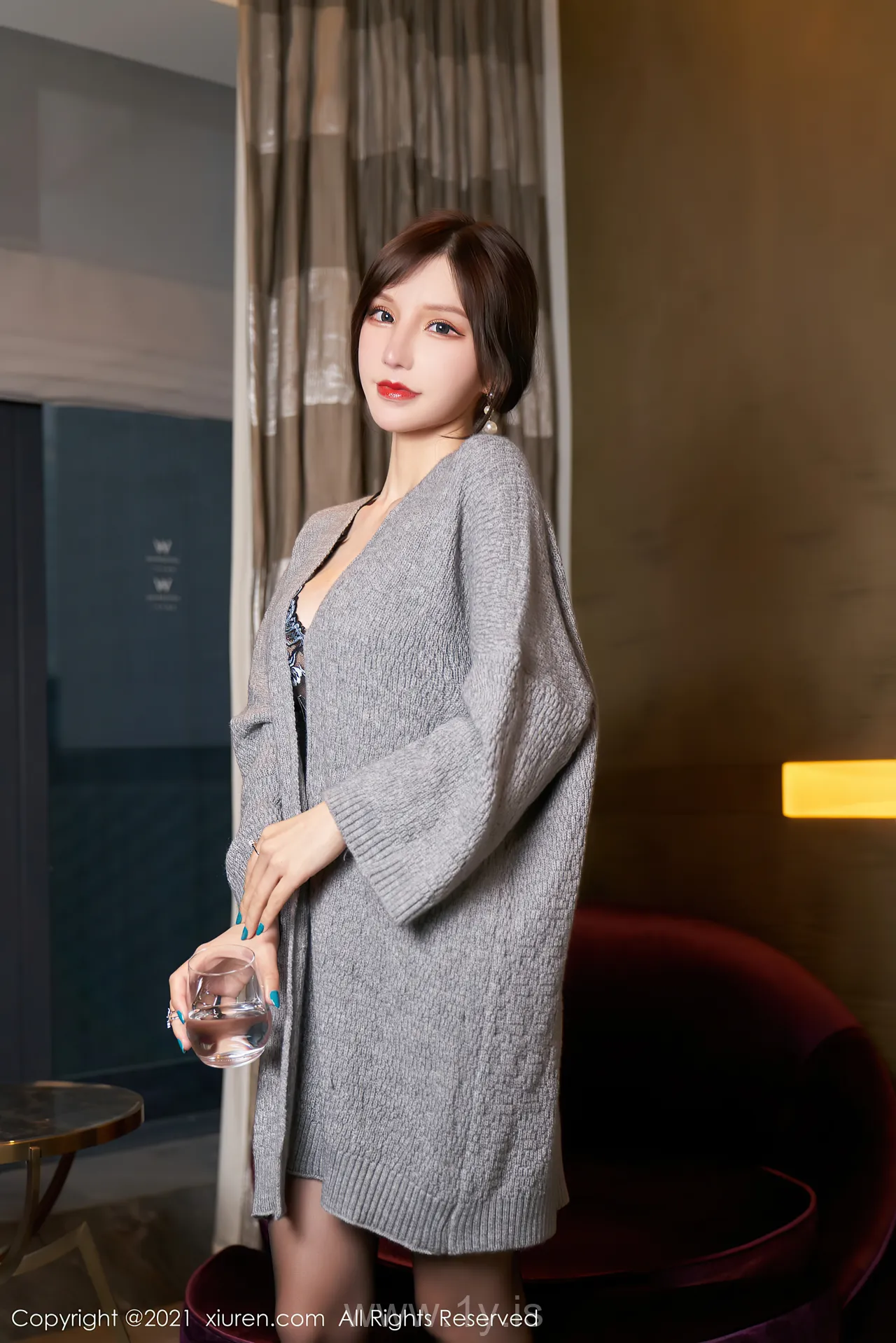 XIUREN(秀人网) NO.3288 Slim Chinese Chick 周于希Sandy