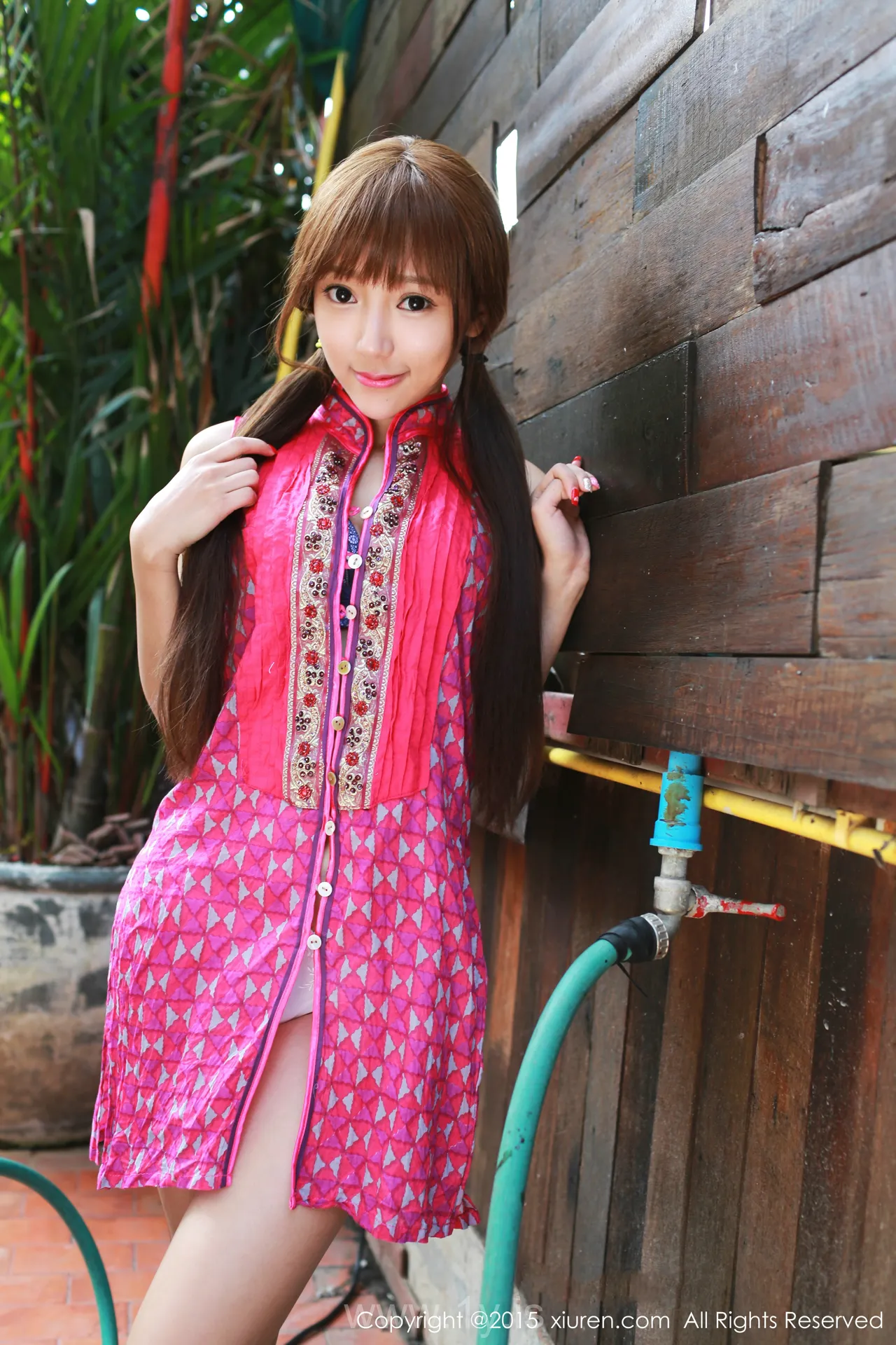 XIUREN(秀人网) NO.304 Attractive Chinese Girl 王馨瑶yanni
