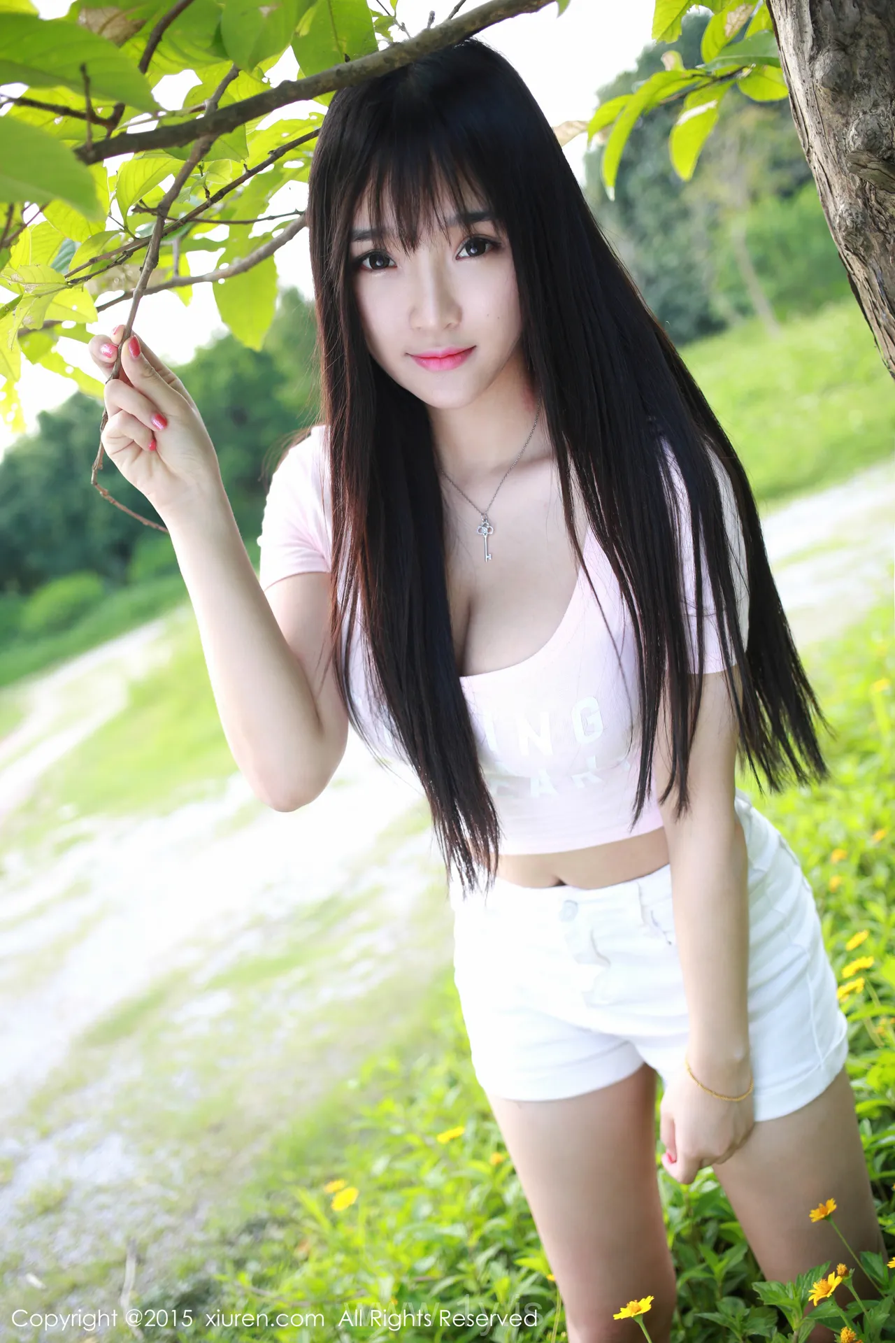 XIUREN(秀人网) NO.345 Slim & Good-looking Asian Teen 夏瑶baby