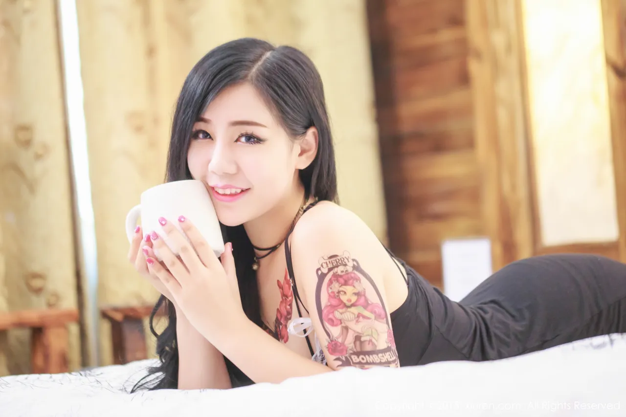 XIUREN(秀人网) NO.356 Cute Asian Girl 旭旭