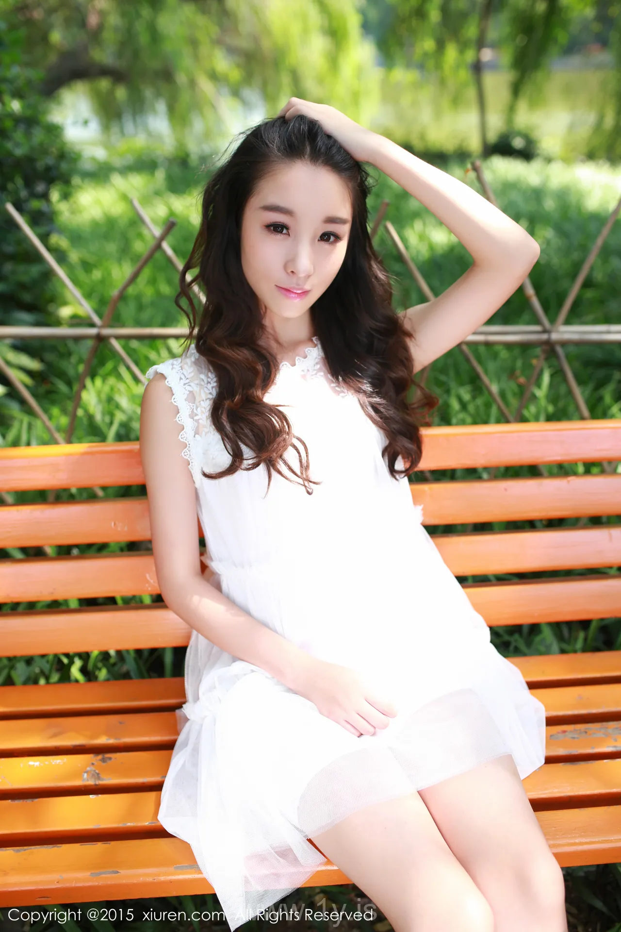 XIUREN(秀人网) NO.371 Breathtaking Asian Belle 梓萱Crystal