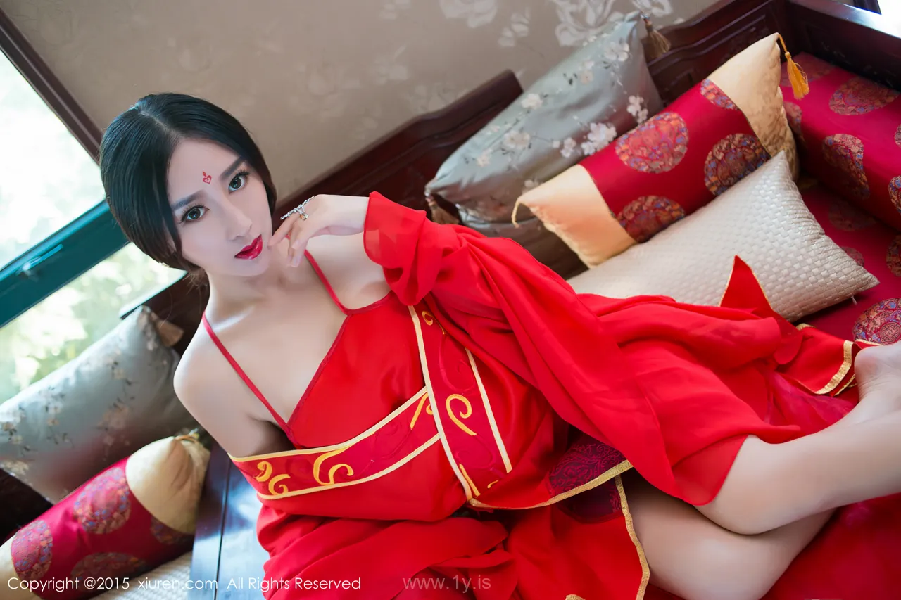 XIUREN(秀人网) NO.382 Knockout & Trendy Chinese Goddess 邹晶晶