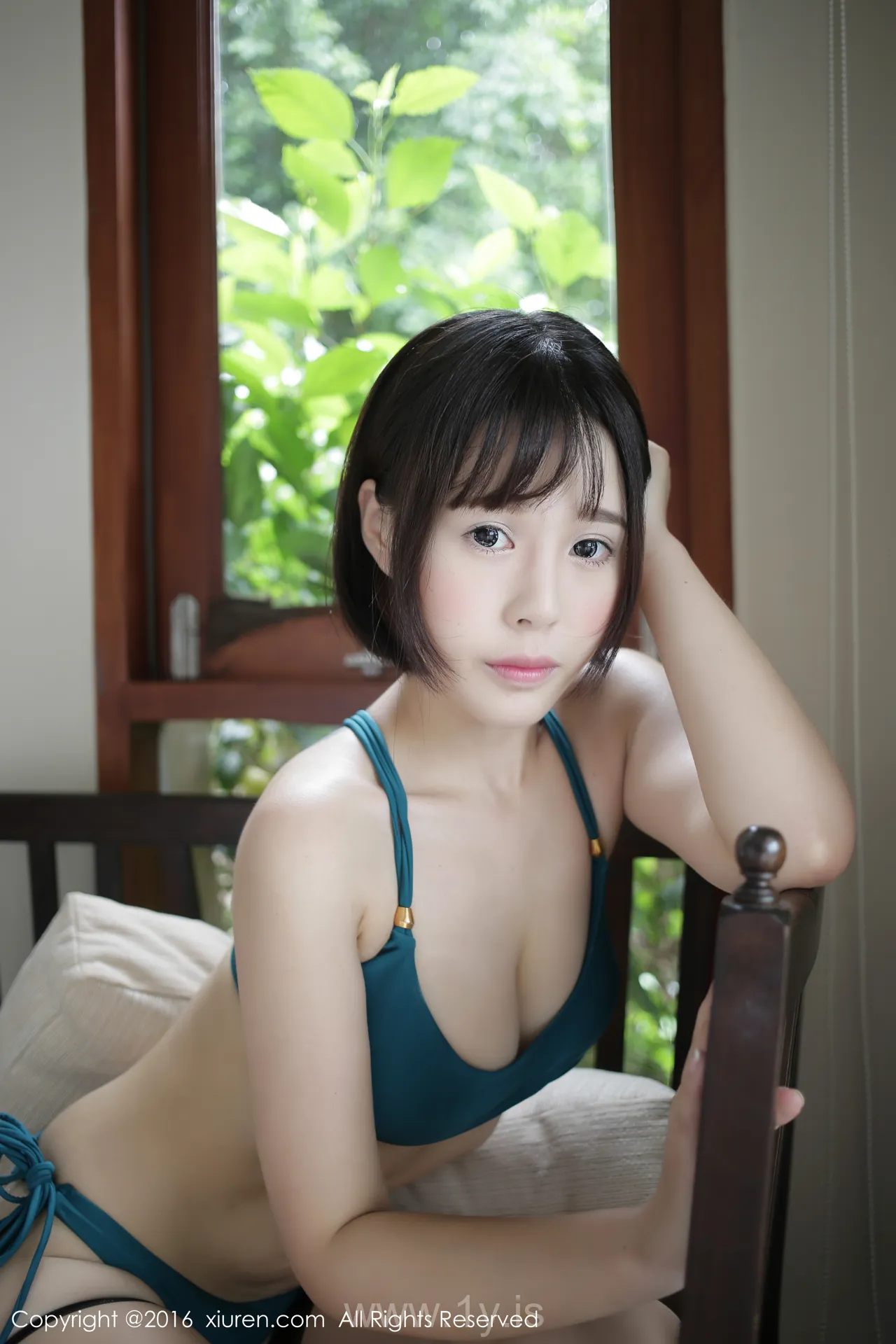 XIUREN(秀人网) NO.505 Beautiful Chinese Cutie Evelyn艾莉
