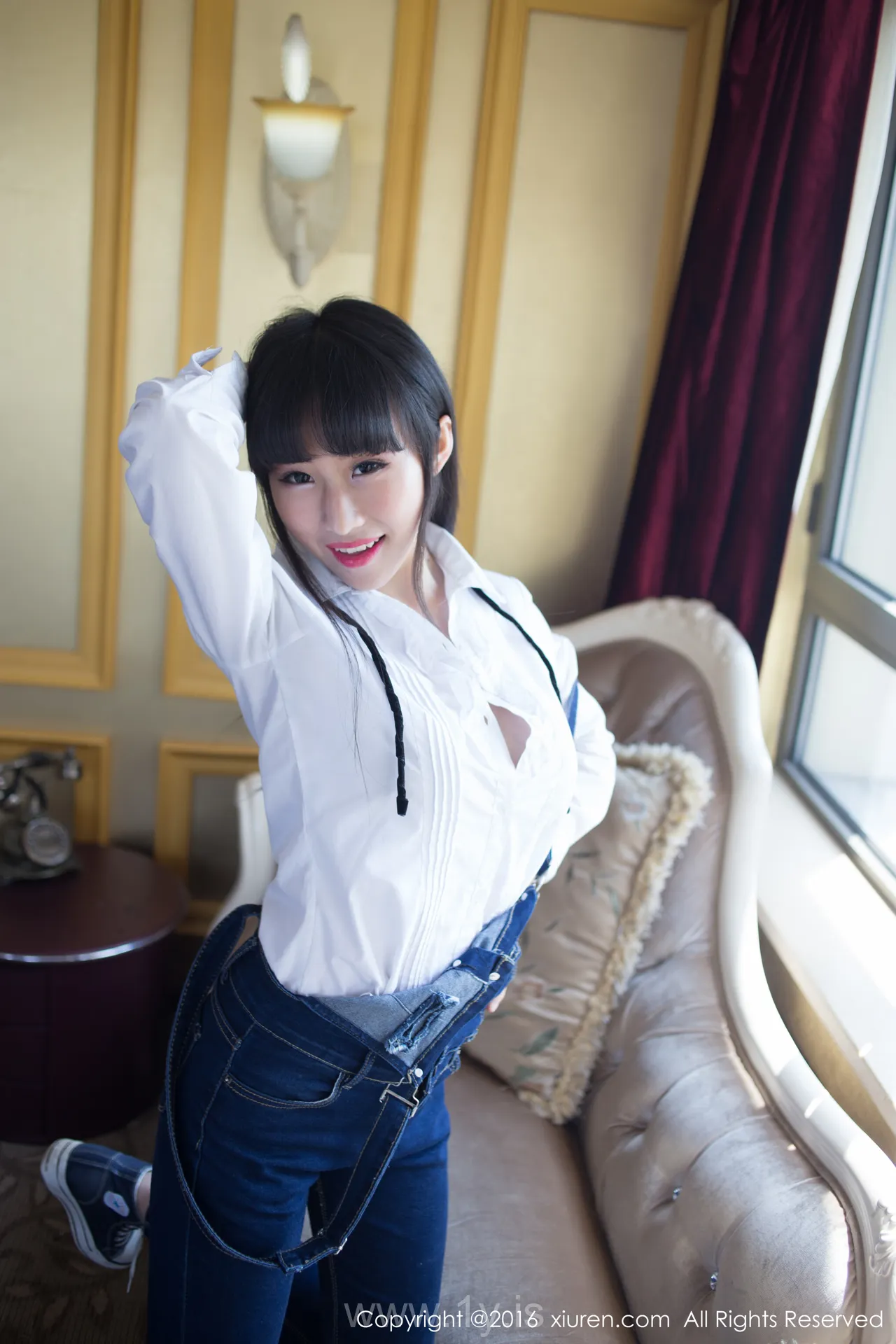 XIUREN(秀人网) NO.520 Good-looking & Attractive Chinese Girl 月音瞳