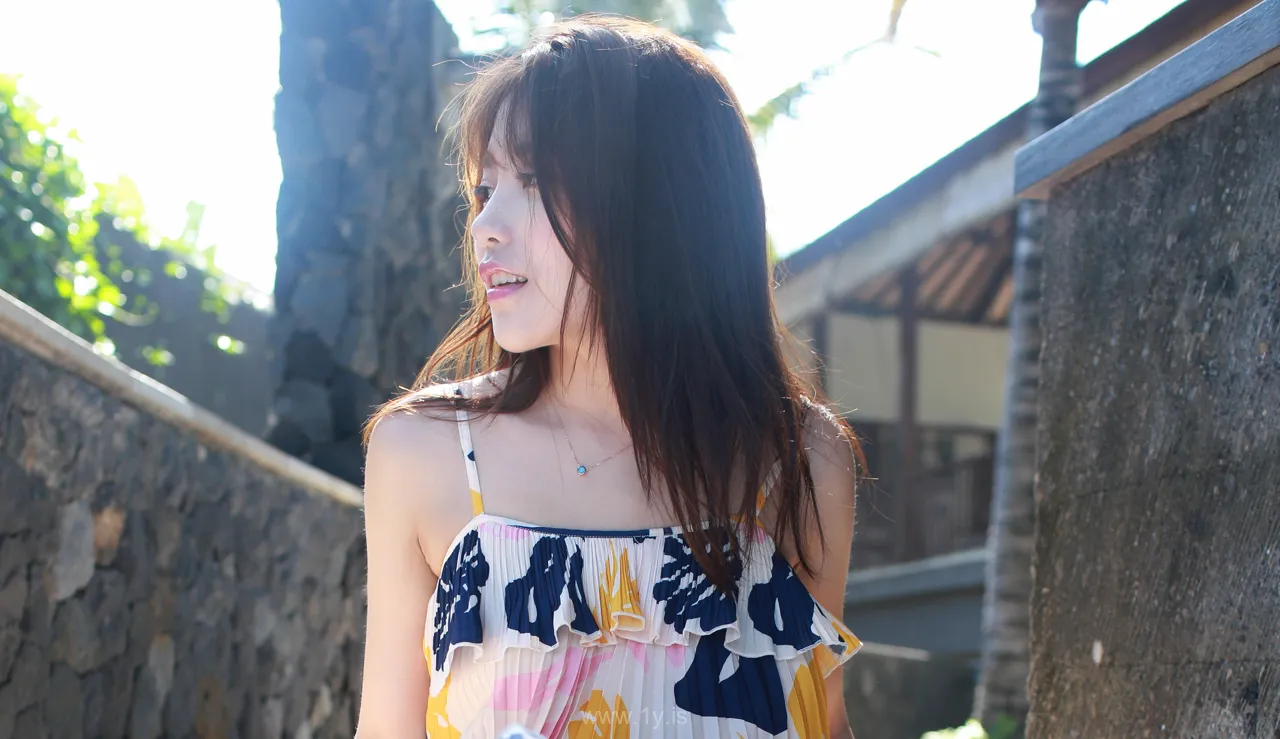 XIUREN(秀人网) NO.542 Fancy & Well Done Asian Cougar 许诺Sabrina