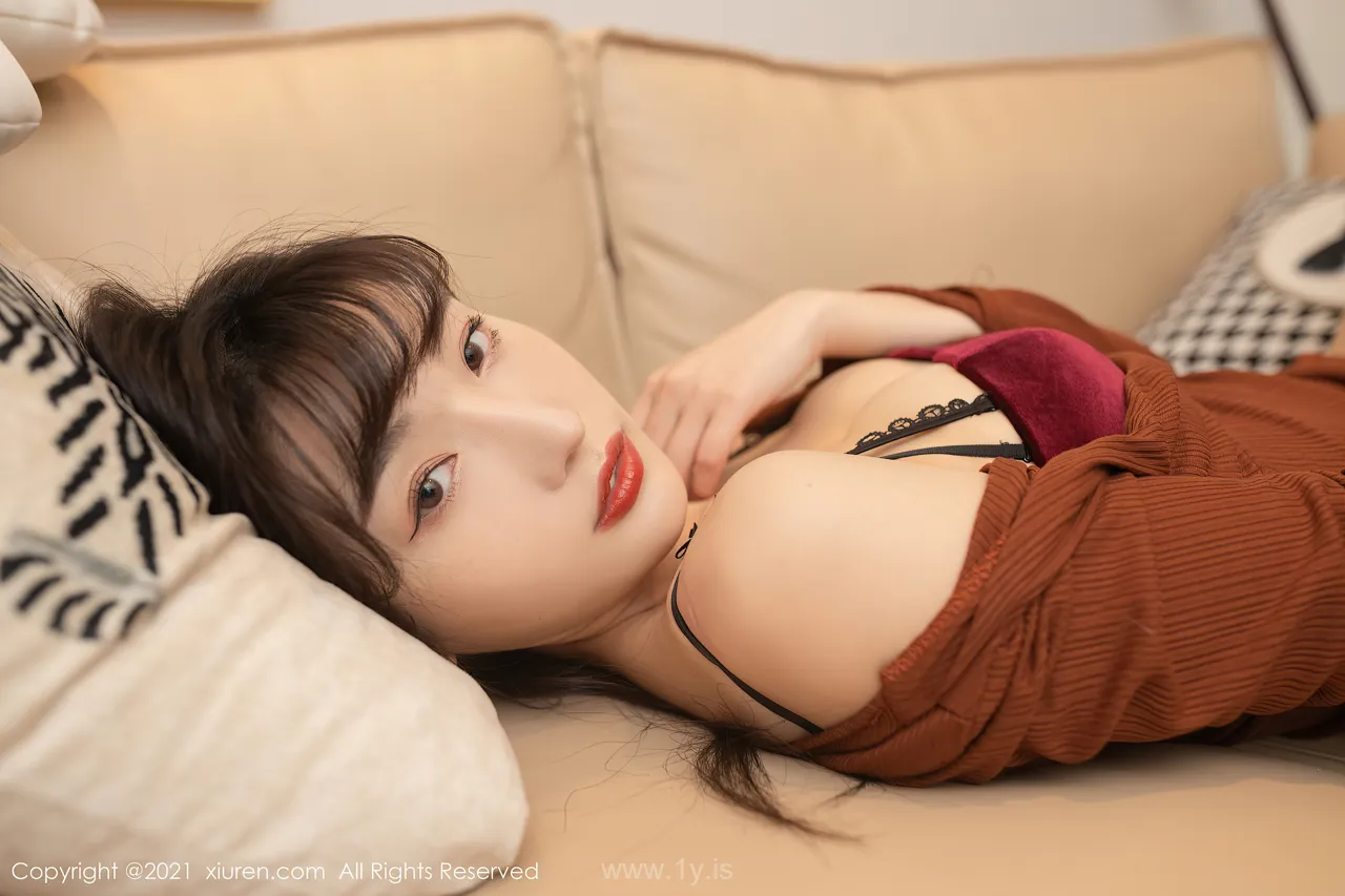 XIUREN(秀人网) NO.3362 Lovely Asian Cougar 陆萱萱