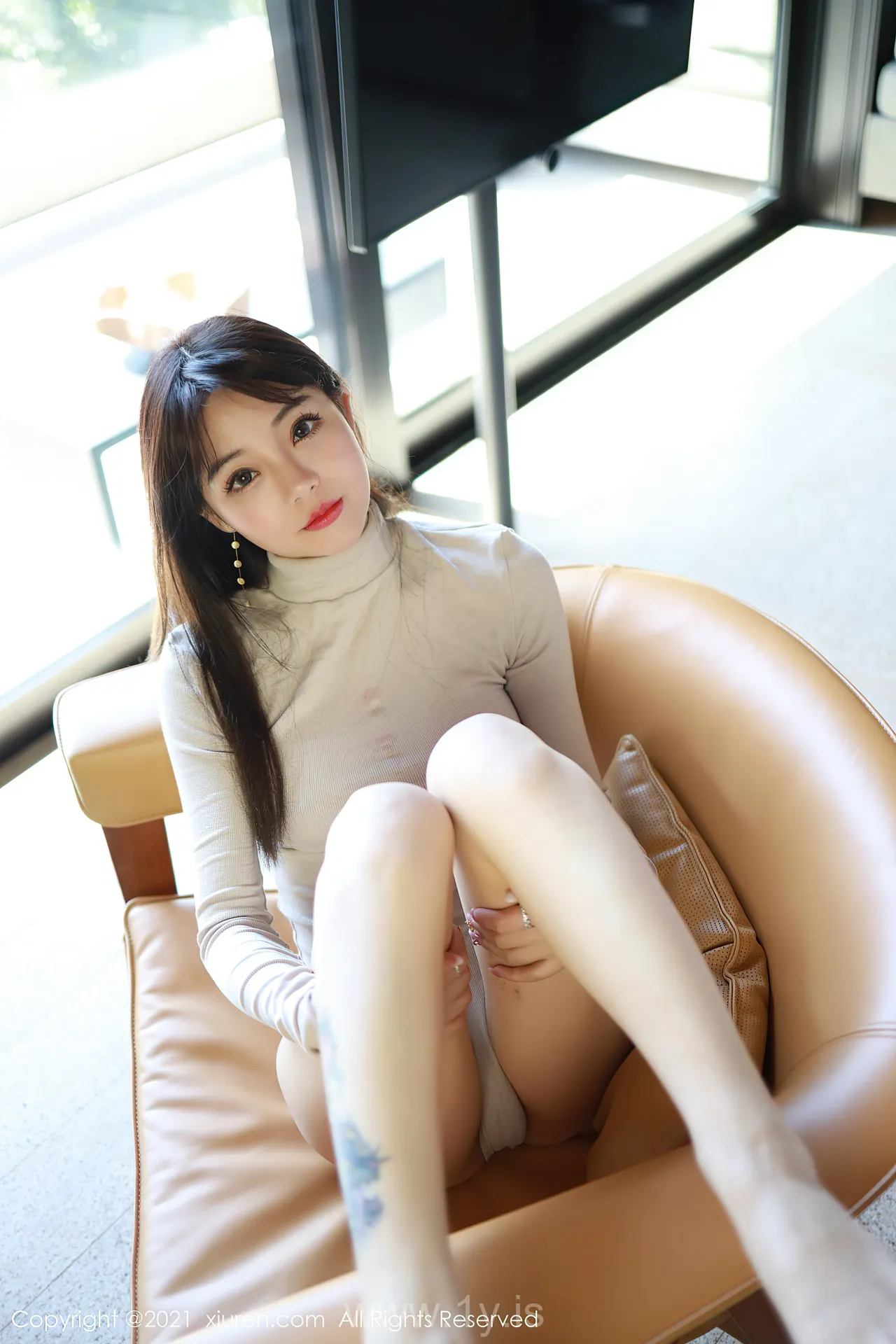 XIUREN(秀人网) NO.3369 Adorable & Good-looking Asian Teen 佘贝拉bella