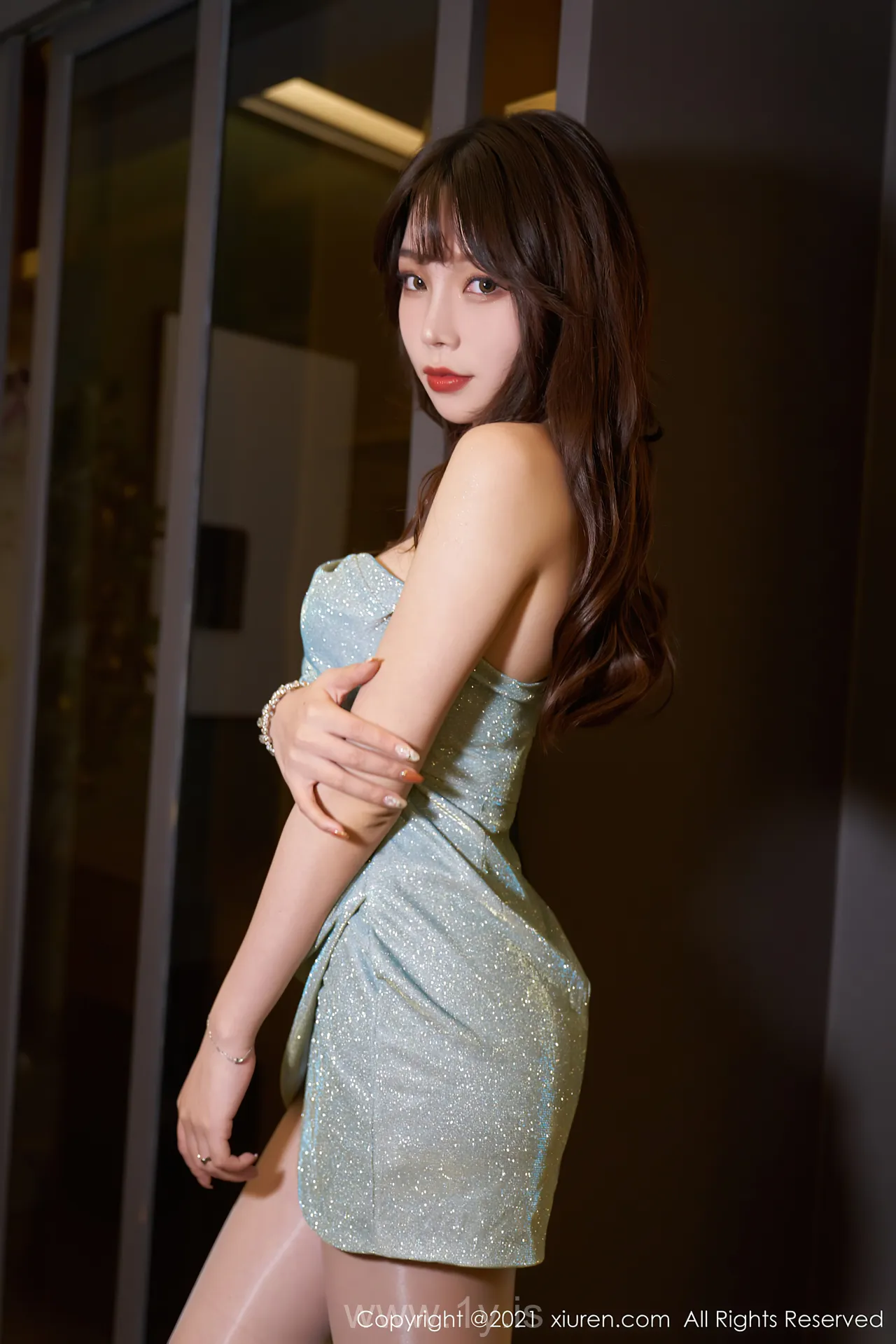 XIUREN(秀人网) NO.3380 Attractive & Nice-looking Chinese Angel 芝芝Booty