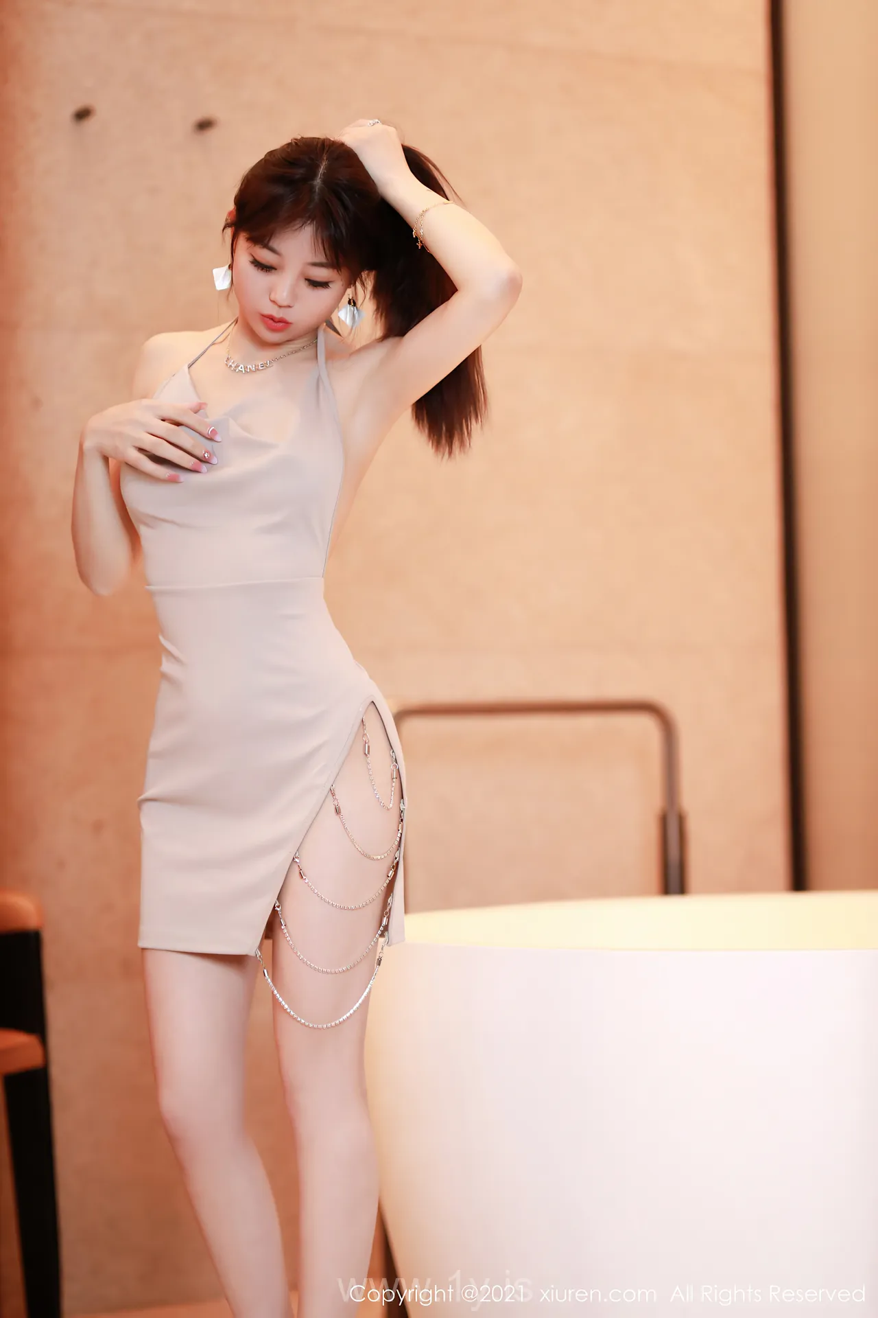 XIUREN(秀人网) NO.3440 Hot Chinese Model 佘贝拉bella