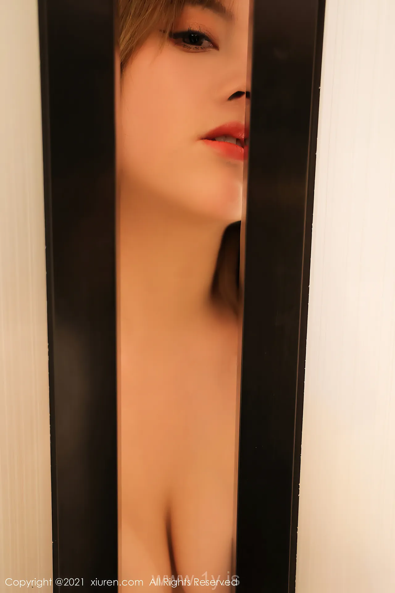 XIUREN(秀人网) NO.3534 Delightful Chinese Mature Princess 豆瓣酱