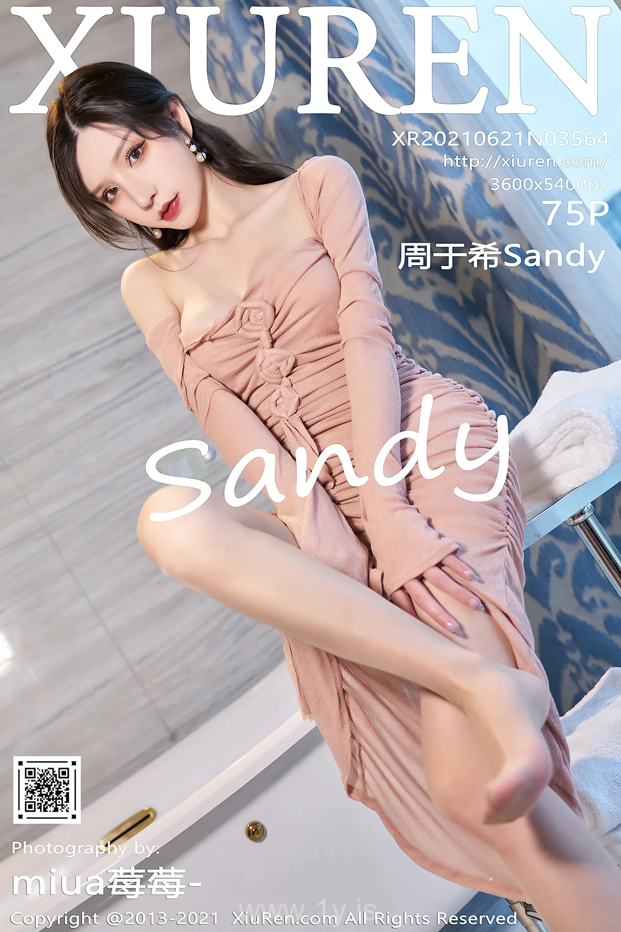 XIUREN(秀人网) NO.3564 Charming Chinese Goddess 周于希Sandy