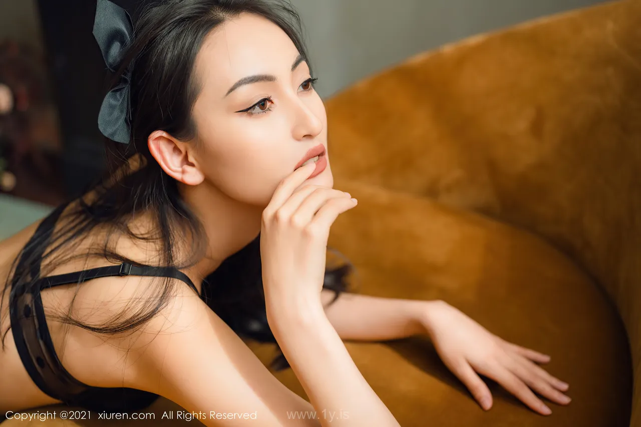 XIUREN(秀人网) NO.3628 Good-looking Chinese Mature Princess 陈舒羽