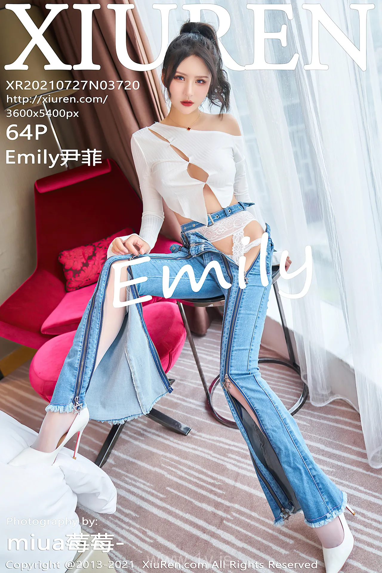 XIUREN(秀人网) NO.3720 Pretty & Hot Asian Babe Emily尹菲