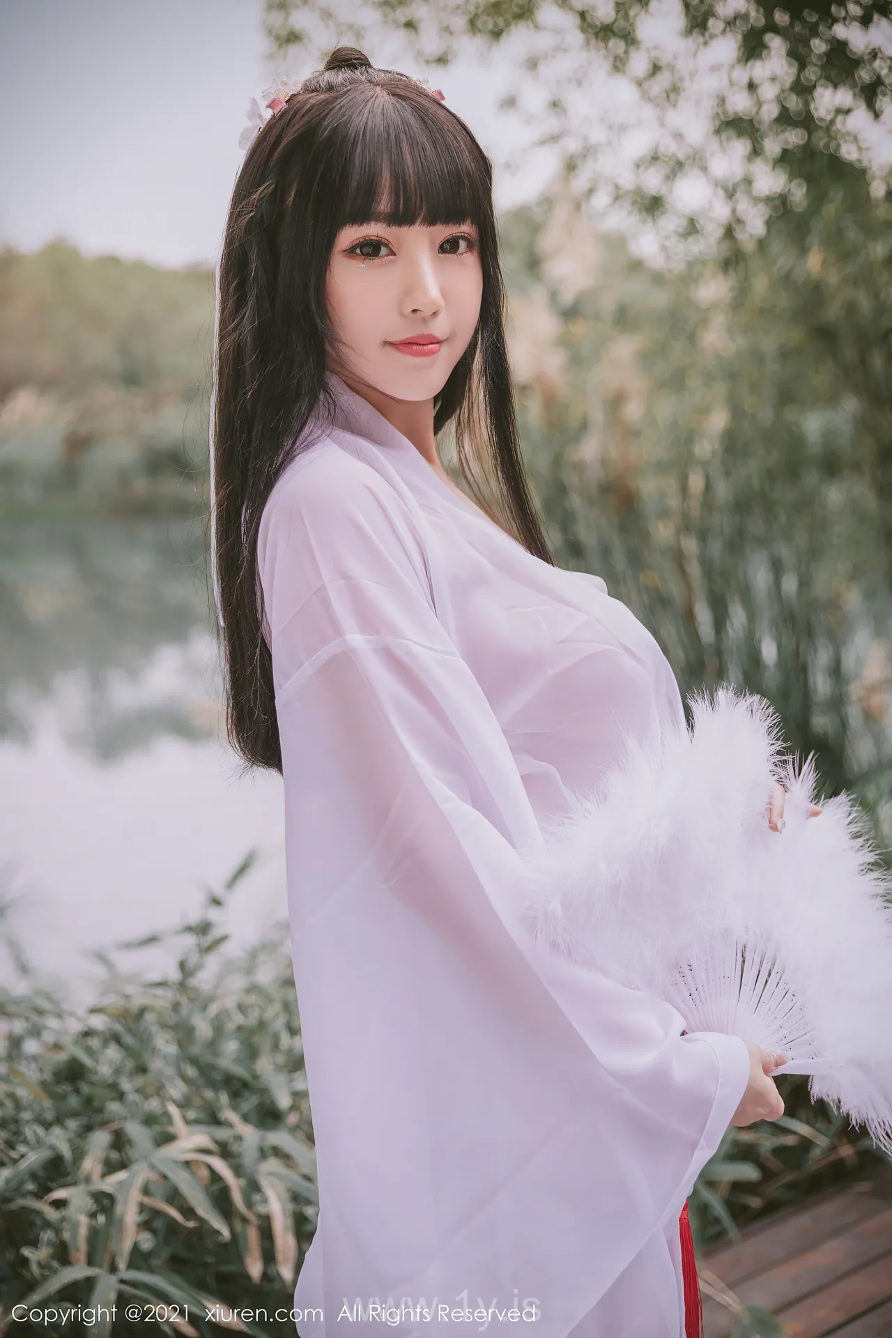 XIUREN(秀人网) NO.3749 Adorable & Sexy Asian Babe 朱可儿Flower