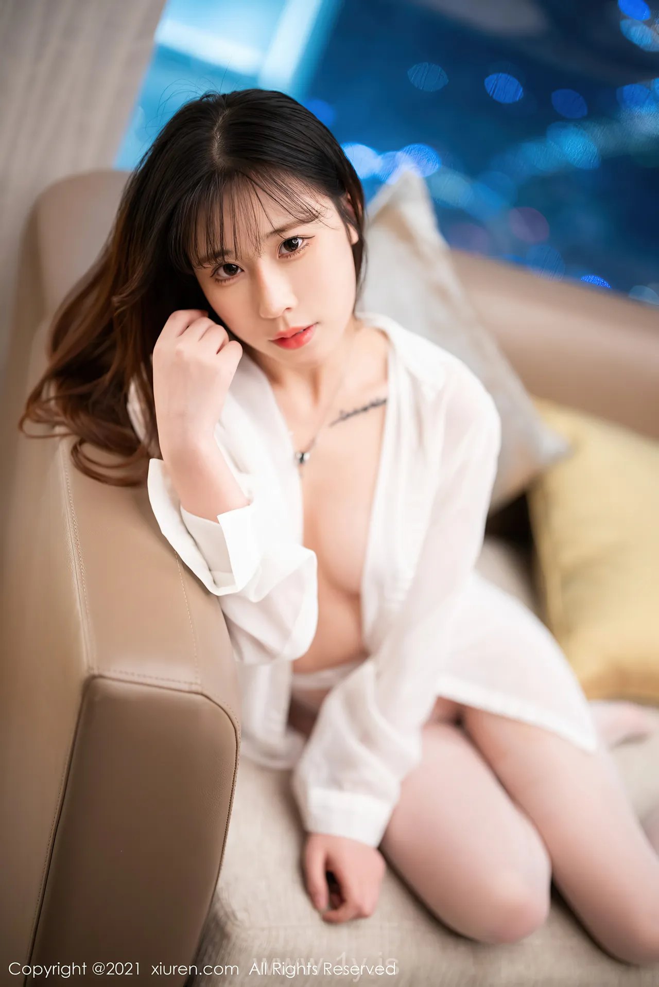 XIUREN(秀人网) NO.3832 Extraordinary & Stylish Chinese Homebody Girl 甜熙Dora