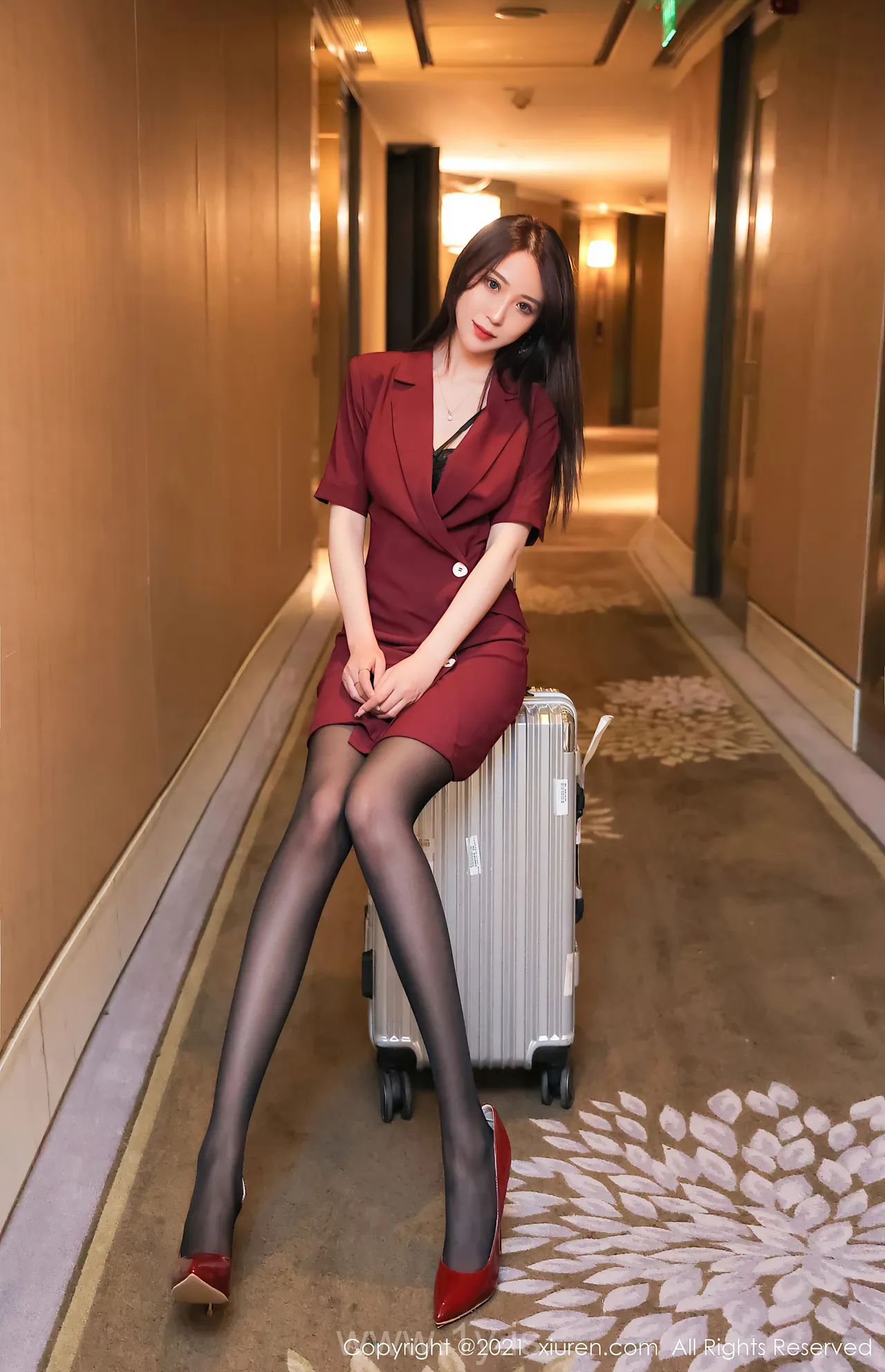 XIUREN(秀人网) NO.3863 Fair Chinese Girl 周慕汐baby