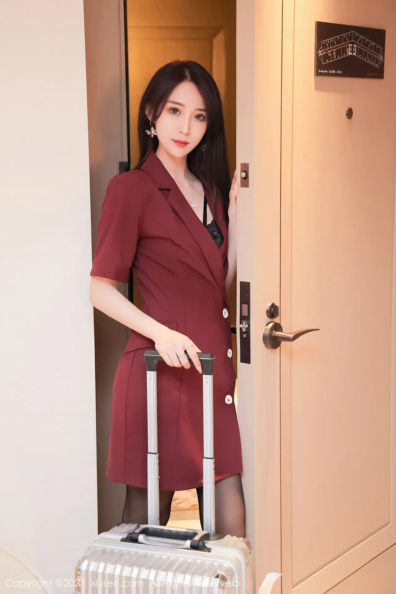 XIUREN(秀人网) NO.3863 Fair Chinese Girl 周慕汐baby