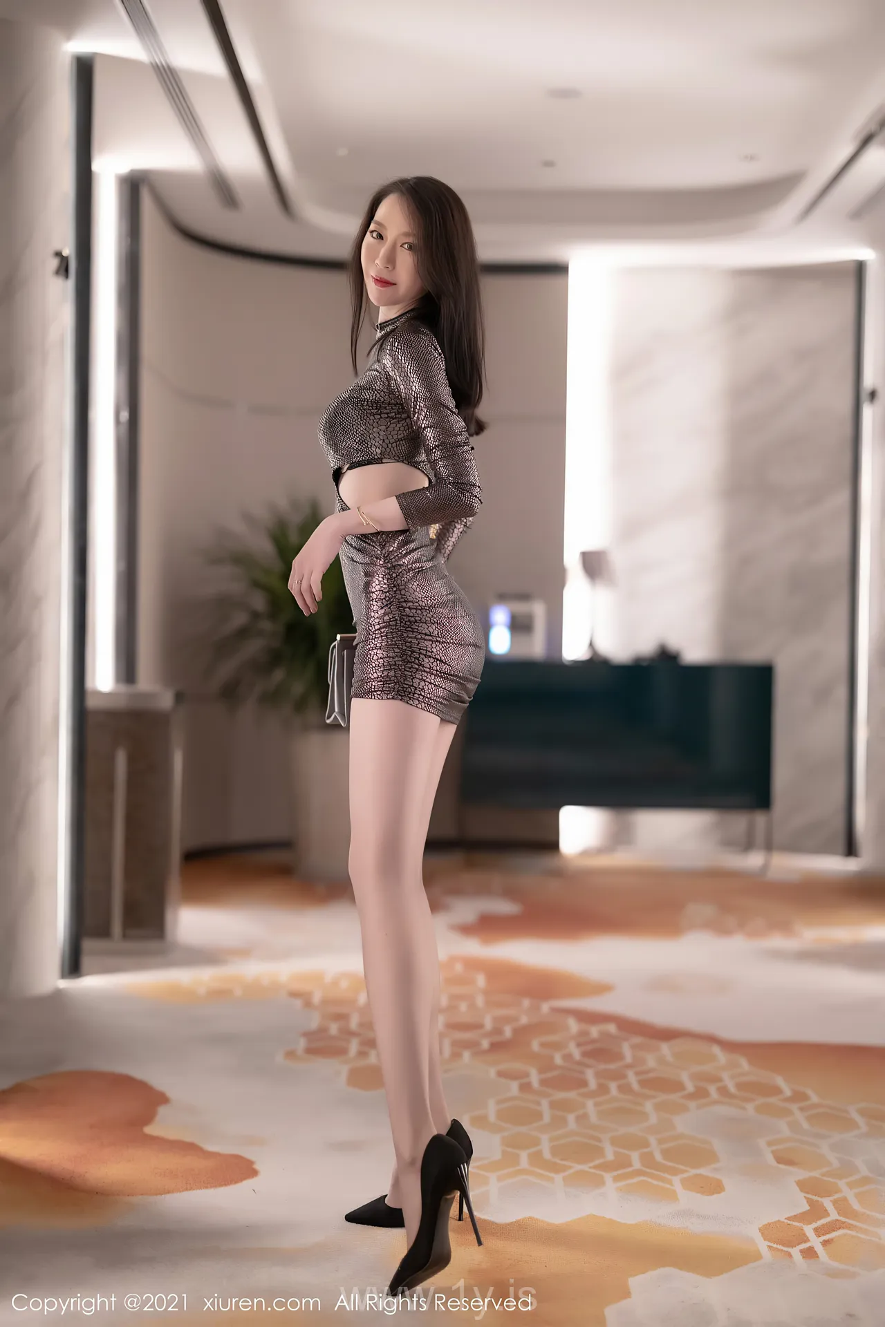 XIUREN(秀人网) NO.3870 Sexy Chinese Homebody Girl 梦心月