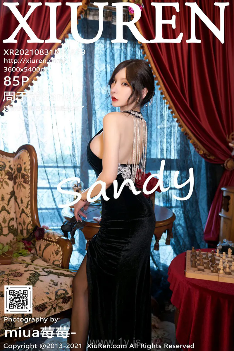 XIUREN(秀人网) NO.3879 Irresistible & Elegant Chinese Girl 周于希Sandy