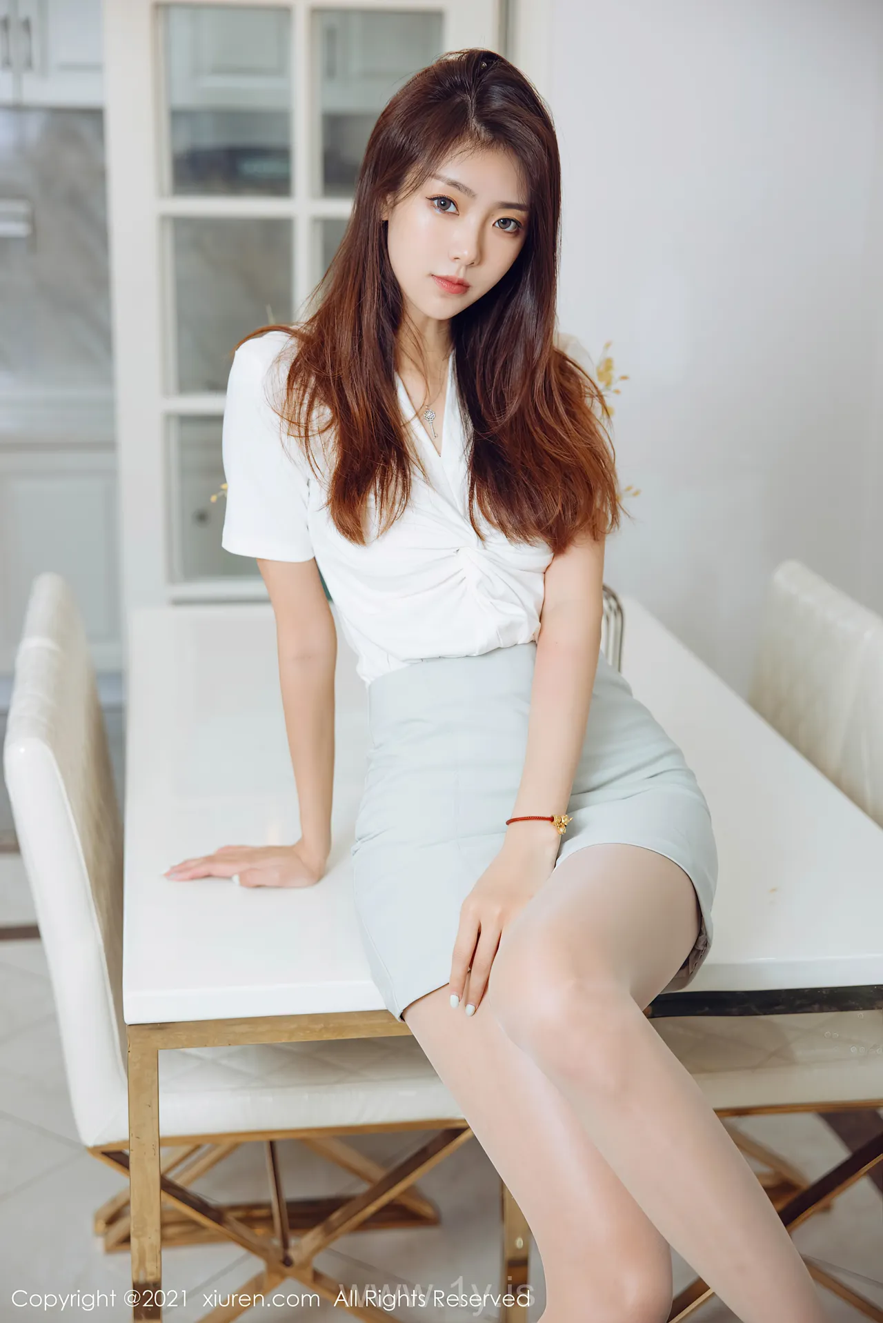 XIUREN(秀人网) NO.3924 Nice-looking & Stylish Chinese Chick 可樂Vicky