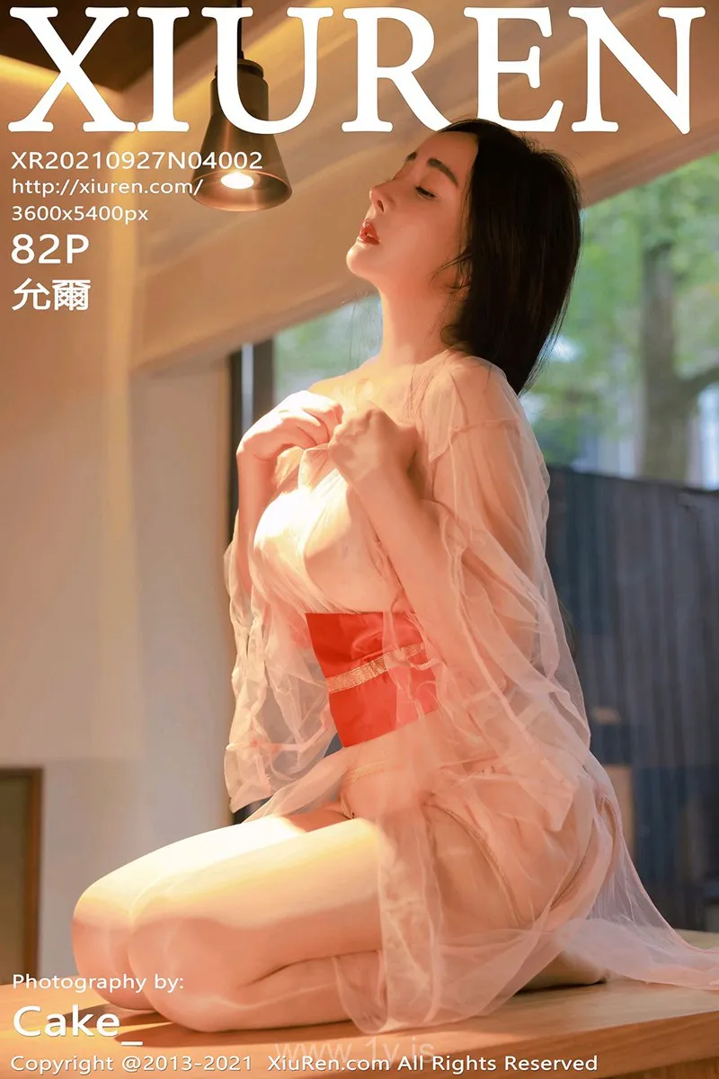 XIUREN(秀人网) NO.4002 Attractive Asian Cutie 允爾