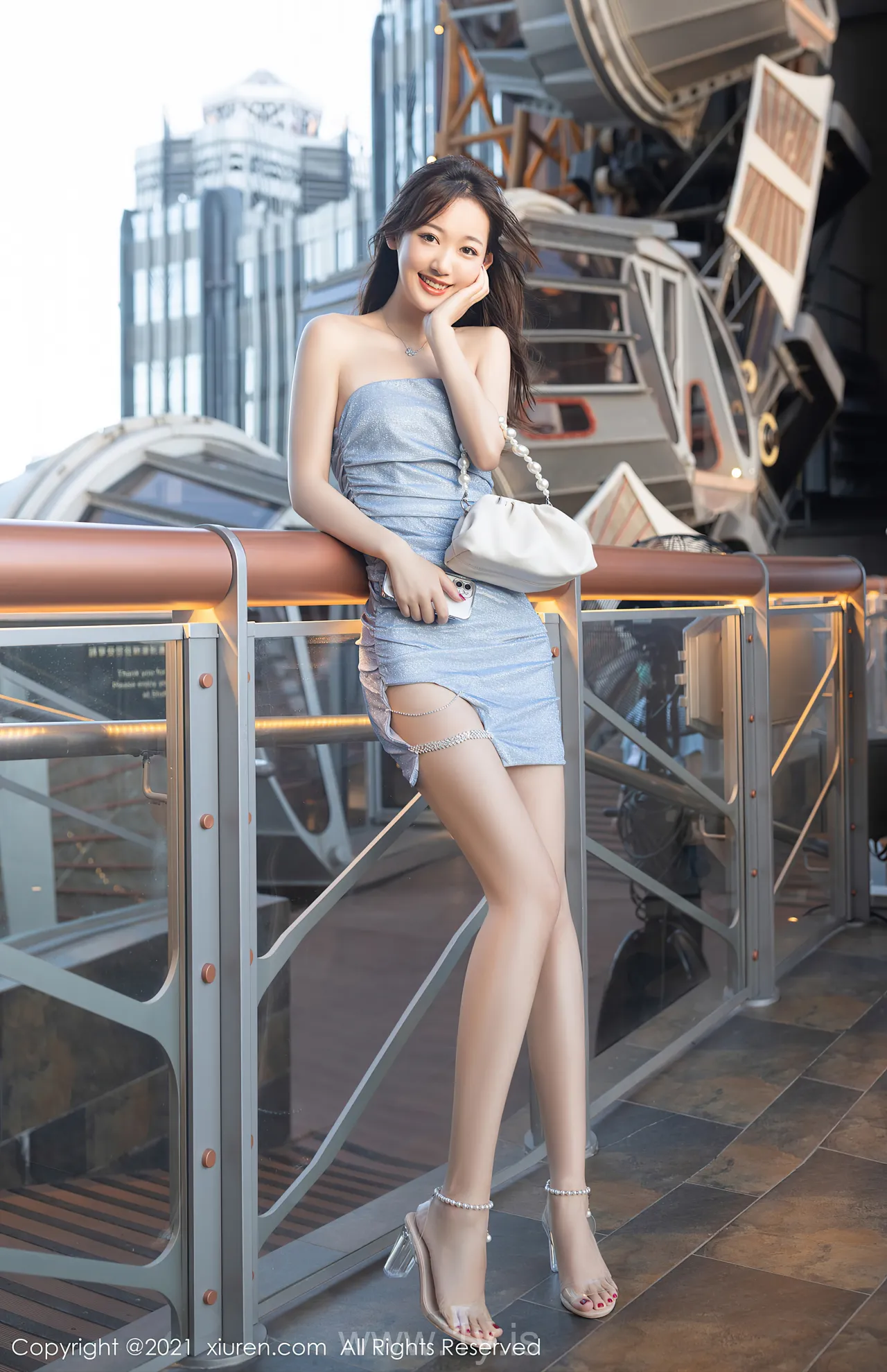XIUREN(秀人网) NO.4003 Lively & Stylish Asian Mature Princess 唐安琪