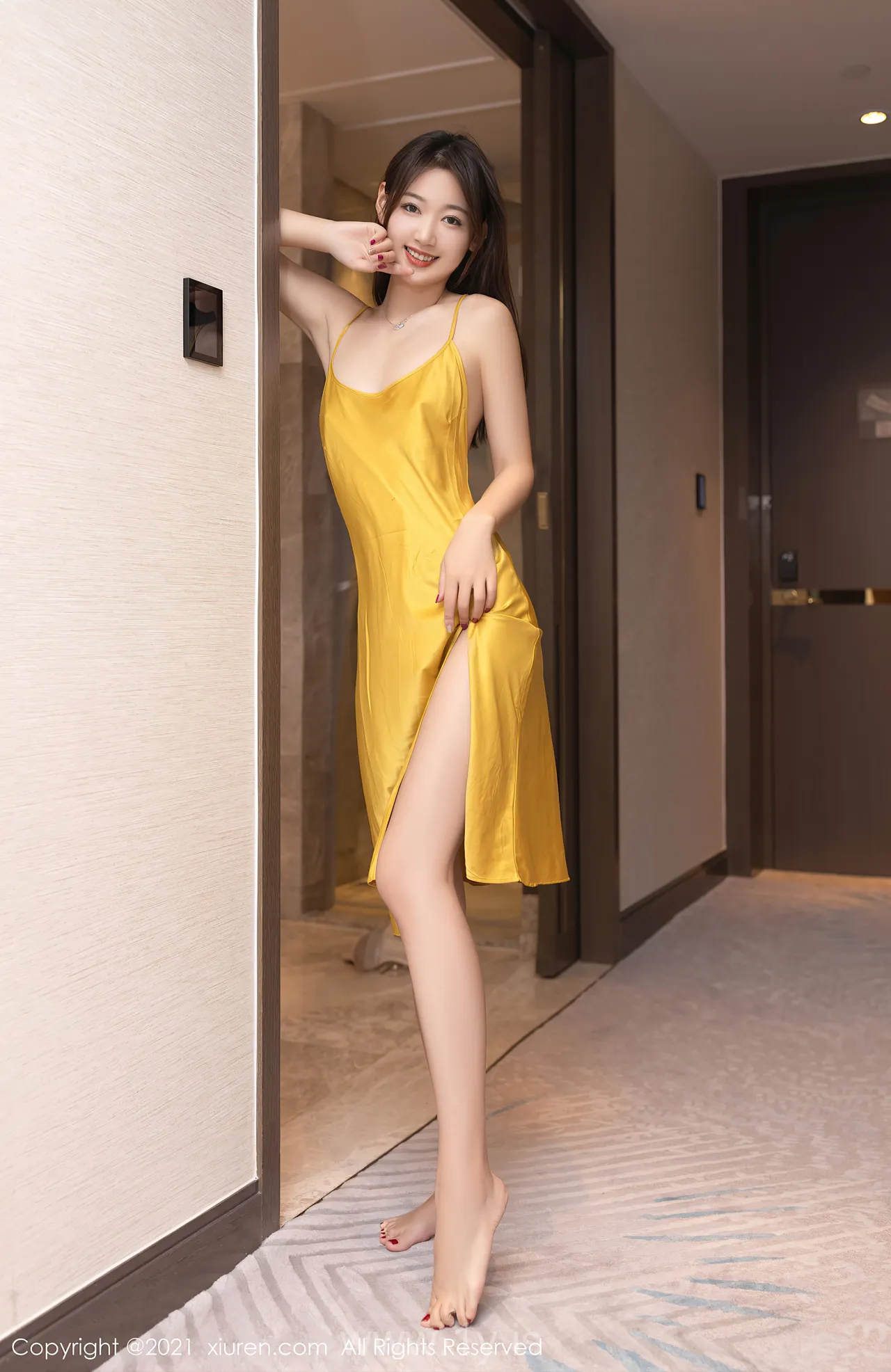 XIUREN(秀人网) NO.4003 Lively & Stylish Asian Mature Princess 唐安琪