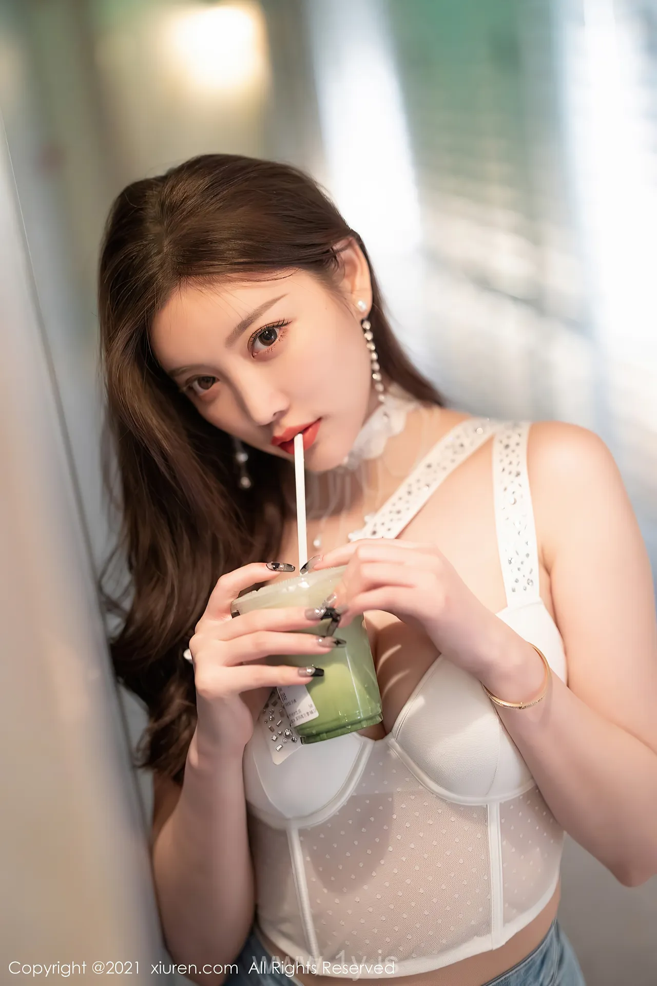 XIUREN(秀人网) NO.4012 Slim & Stylish Chinese Beauty 杨晨晨Yome