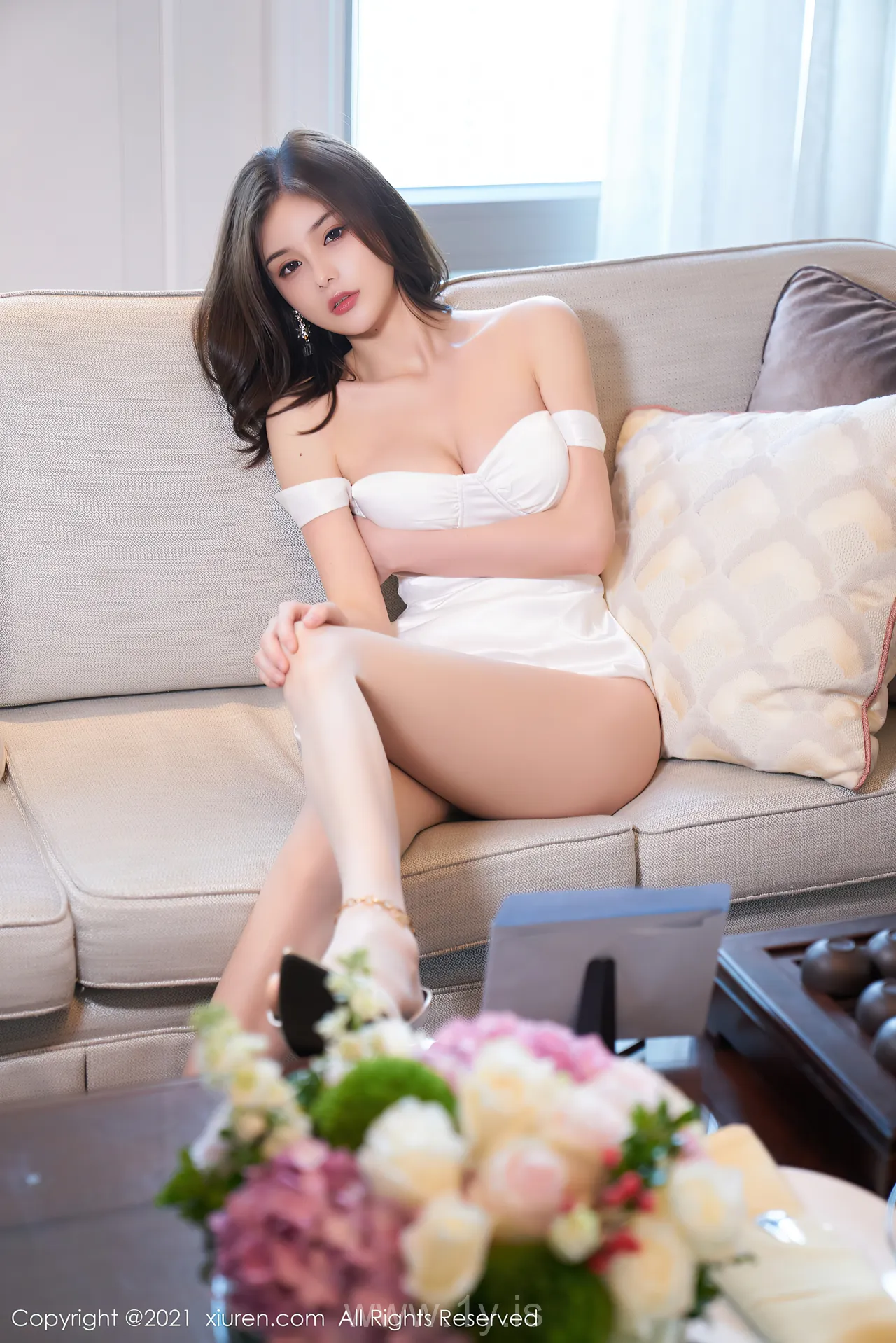 XIUREN(秀人网) NO.4018 Fancy Asian Girl 王心怡