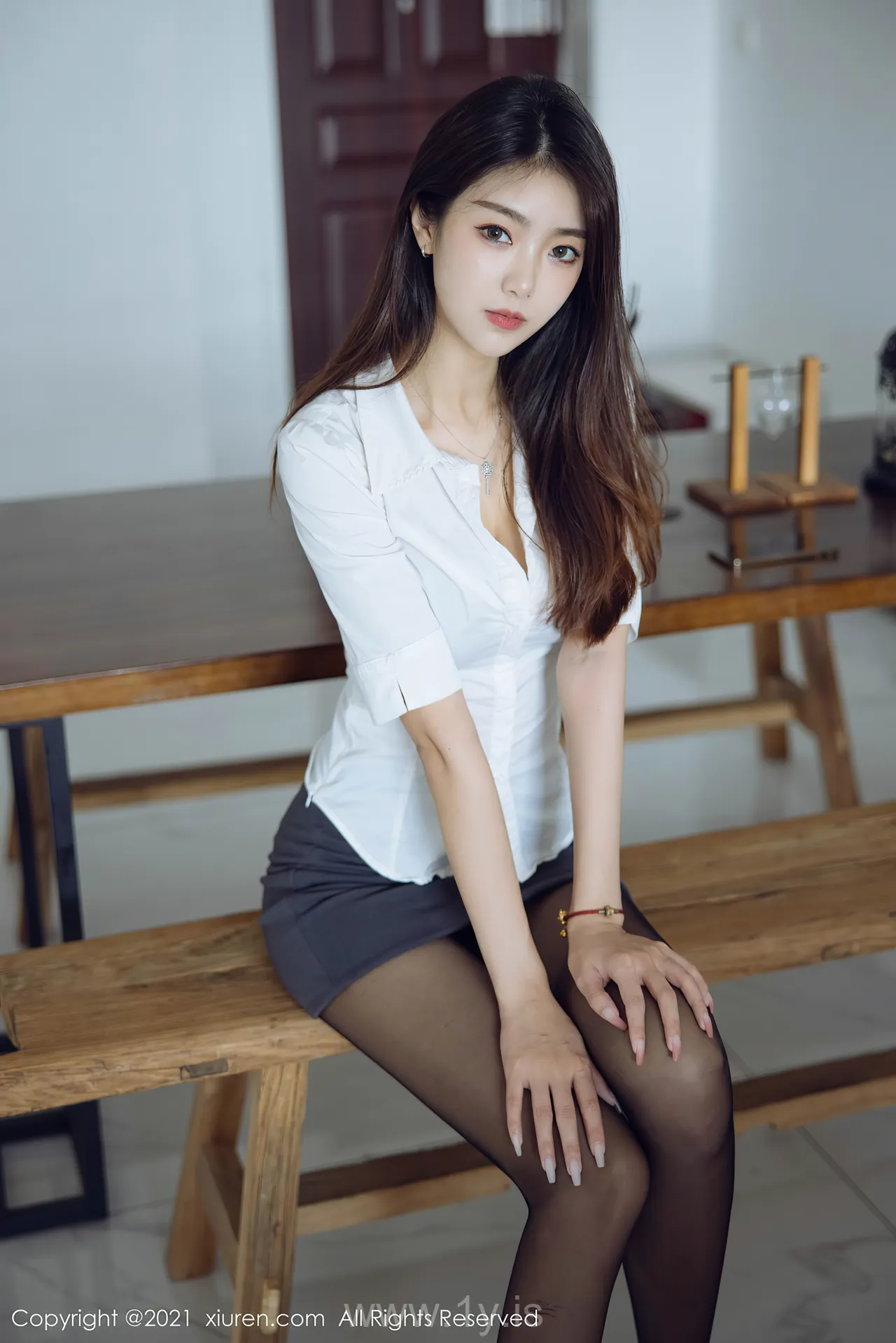 XIUREN(秀人网) NO.4019 Fancy & Cute Asian Beauty 可樂Vicky