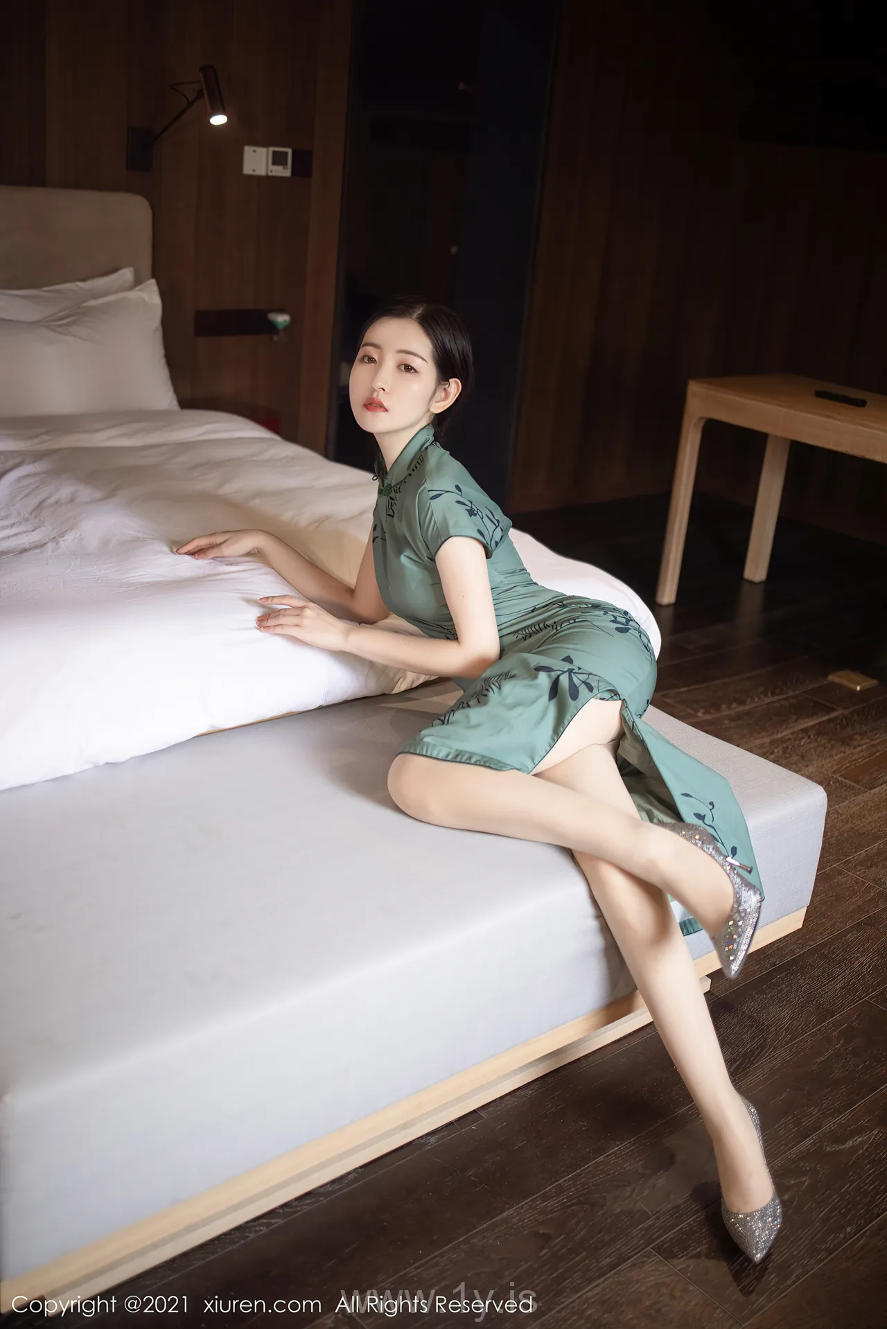 XIUREN(秀人网) NO.4048 Graceful Chinese Cutie 沈梦瑶