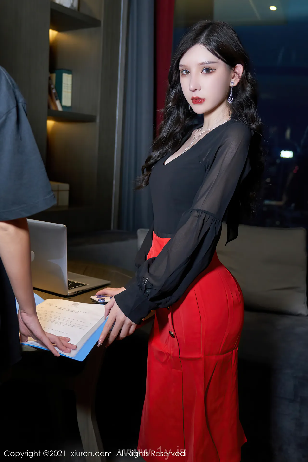 XIUREN(秀人网) NO.4075 Cute Chinese Women 周于希Sandy