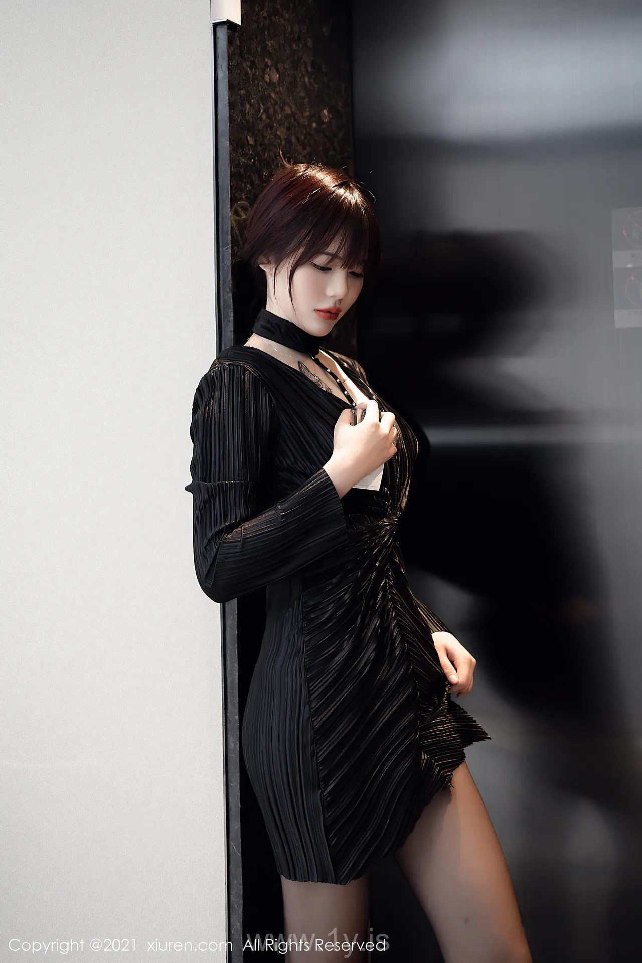 XIUREN(秀人网) NO.4080 Cute Asian Hottie Arude薇薇