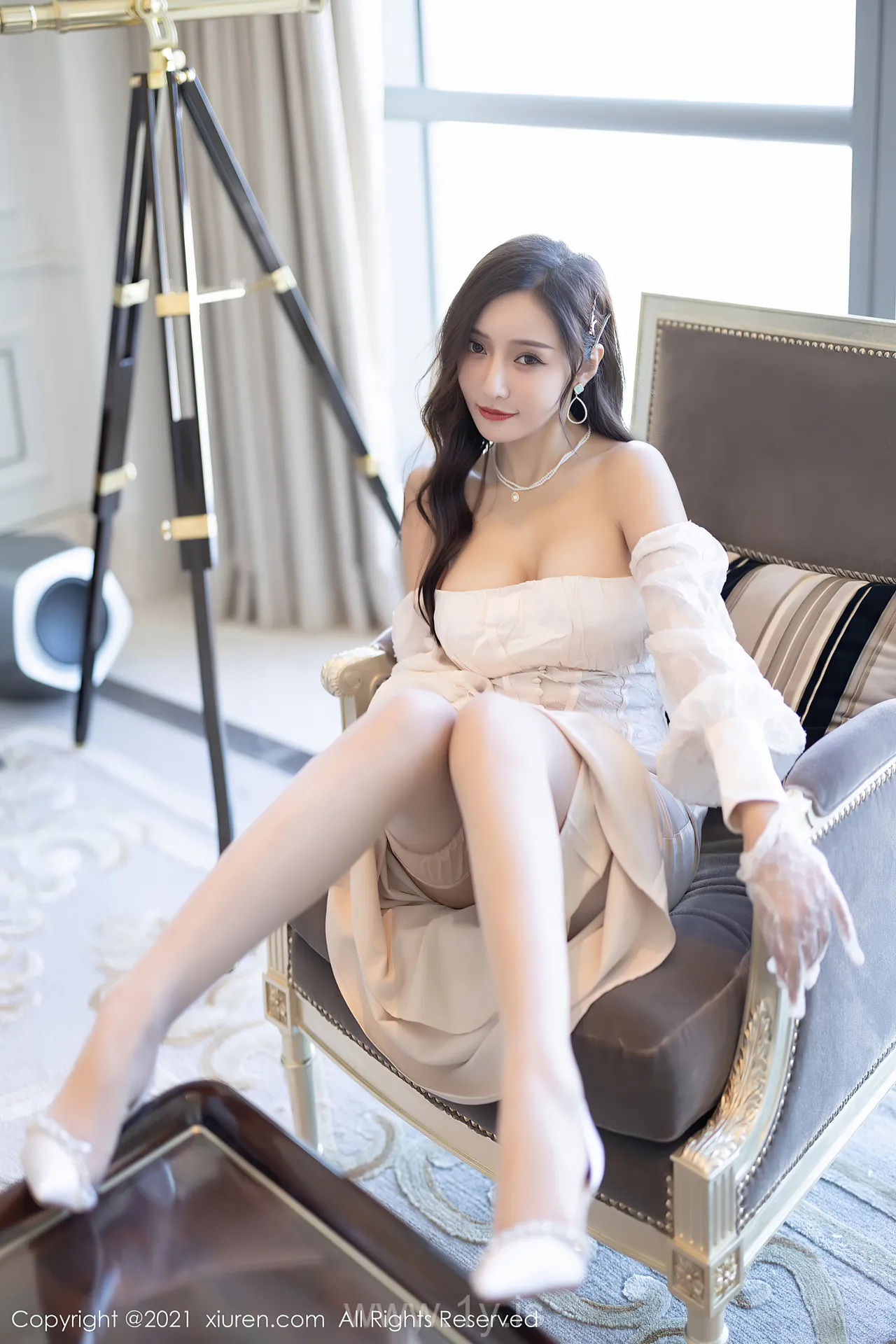 XIUREN(秀人网) NO.4136 Elegant Asian Babe 王馨瑶yanni