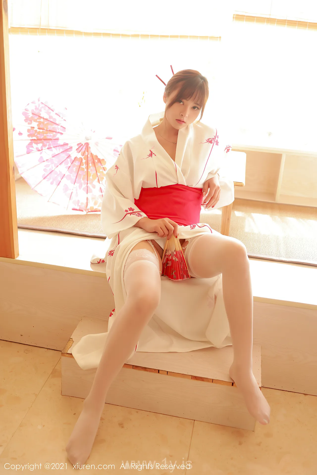 XIUREN(秀人网) NO.4165 Trendy Chinese Mature Princess 奈沐子