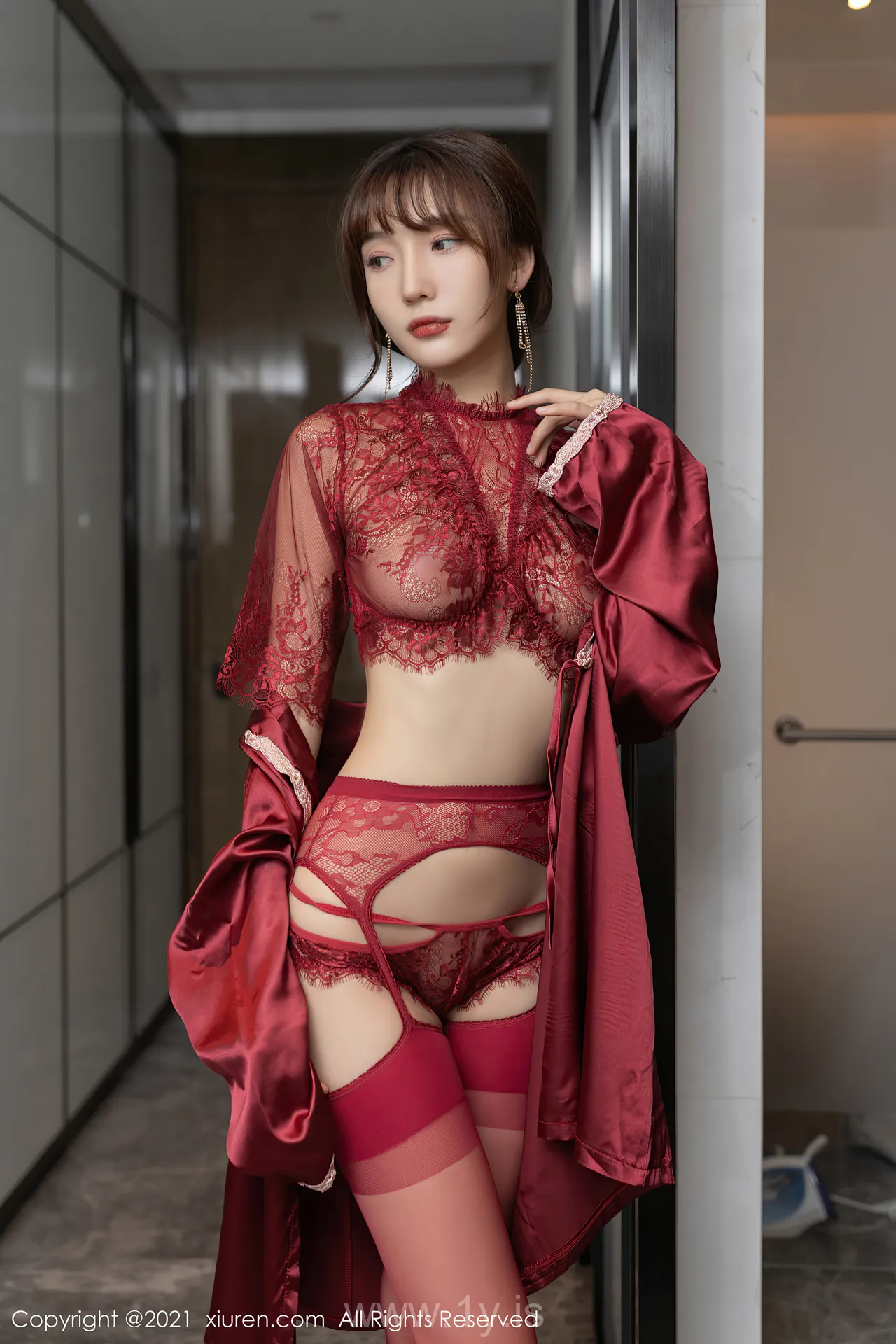 XIUREN(秀人网) NO.4168 Classy Chinese Model 陆萱萱